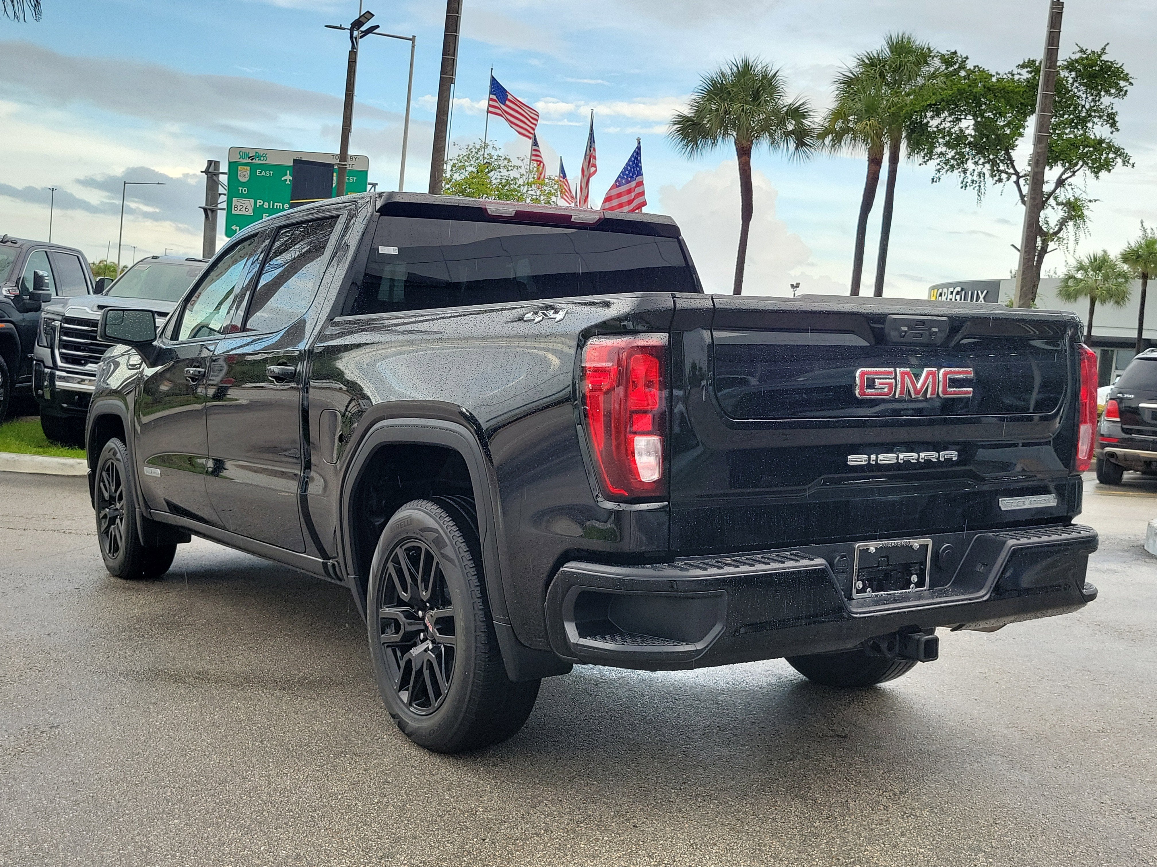 2023 GMC Sierra 1500 Elevation