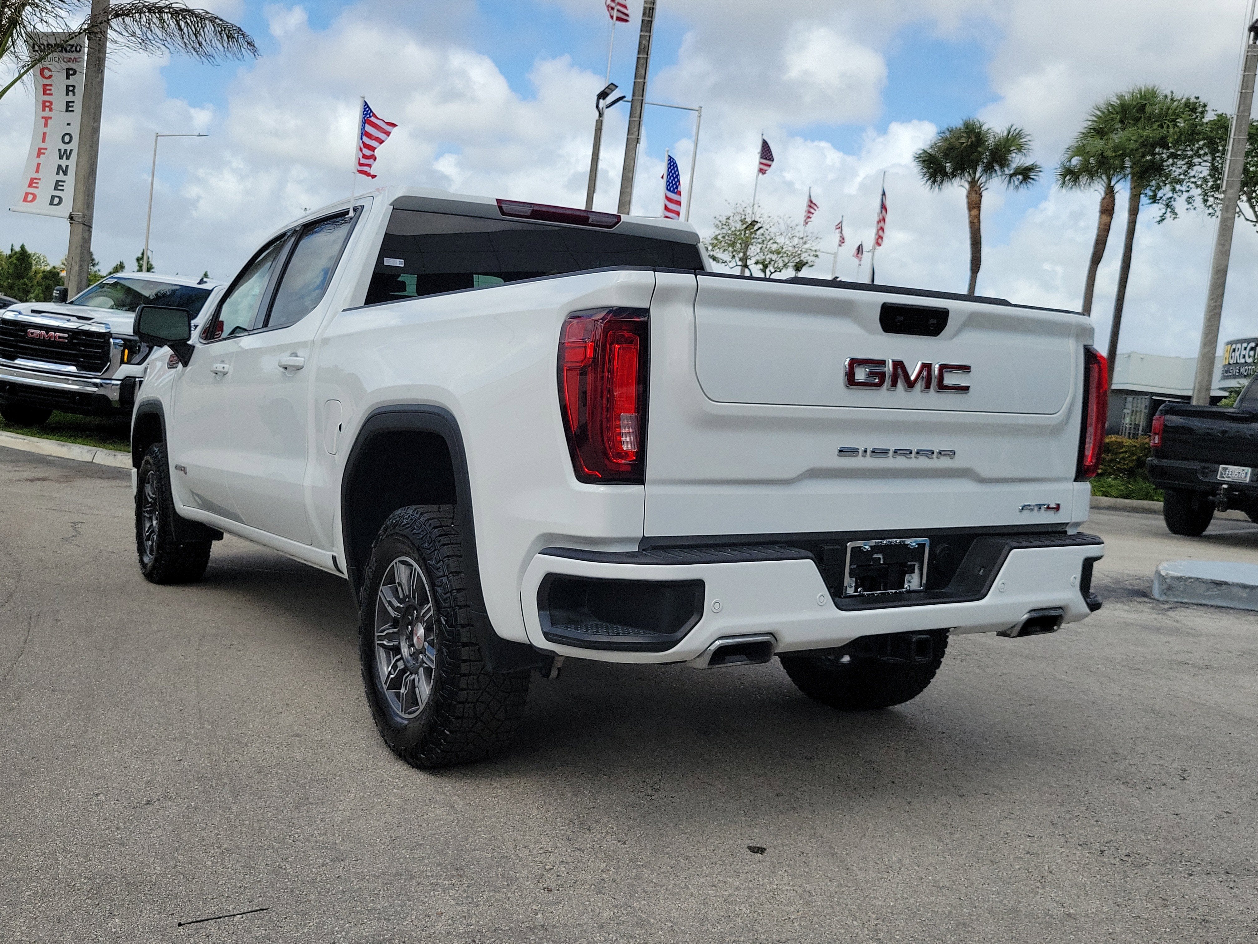 2025 GMC Sierra 1500 AT4