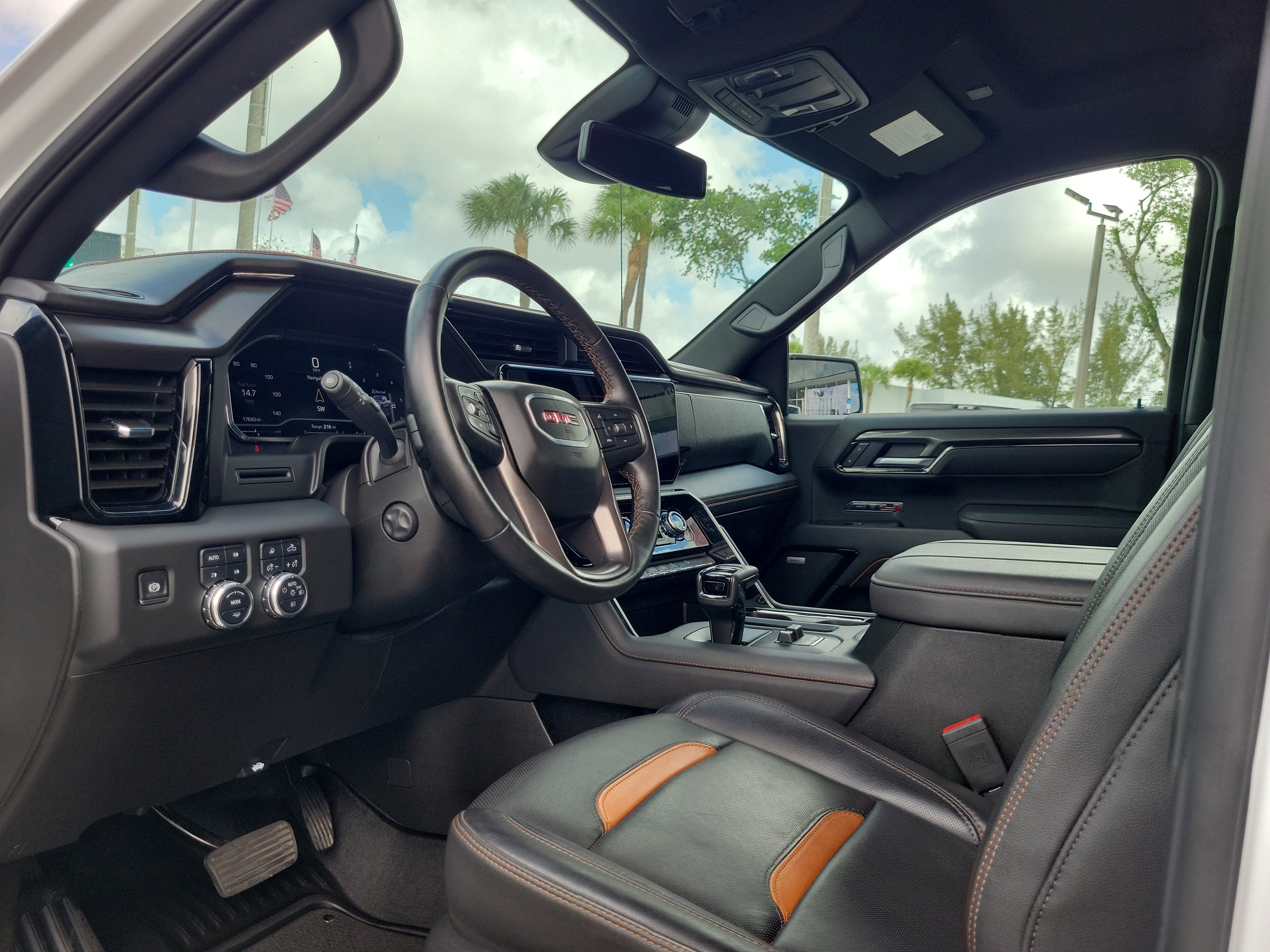 2025 GMC Sierra 1500 AT4