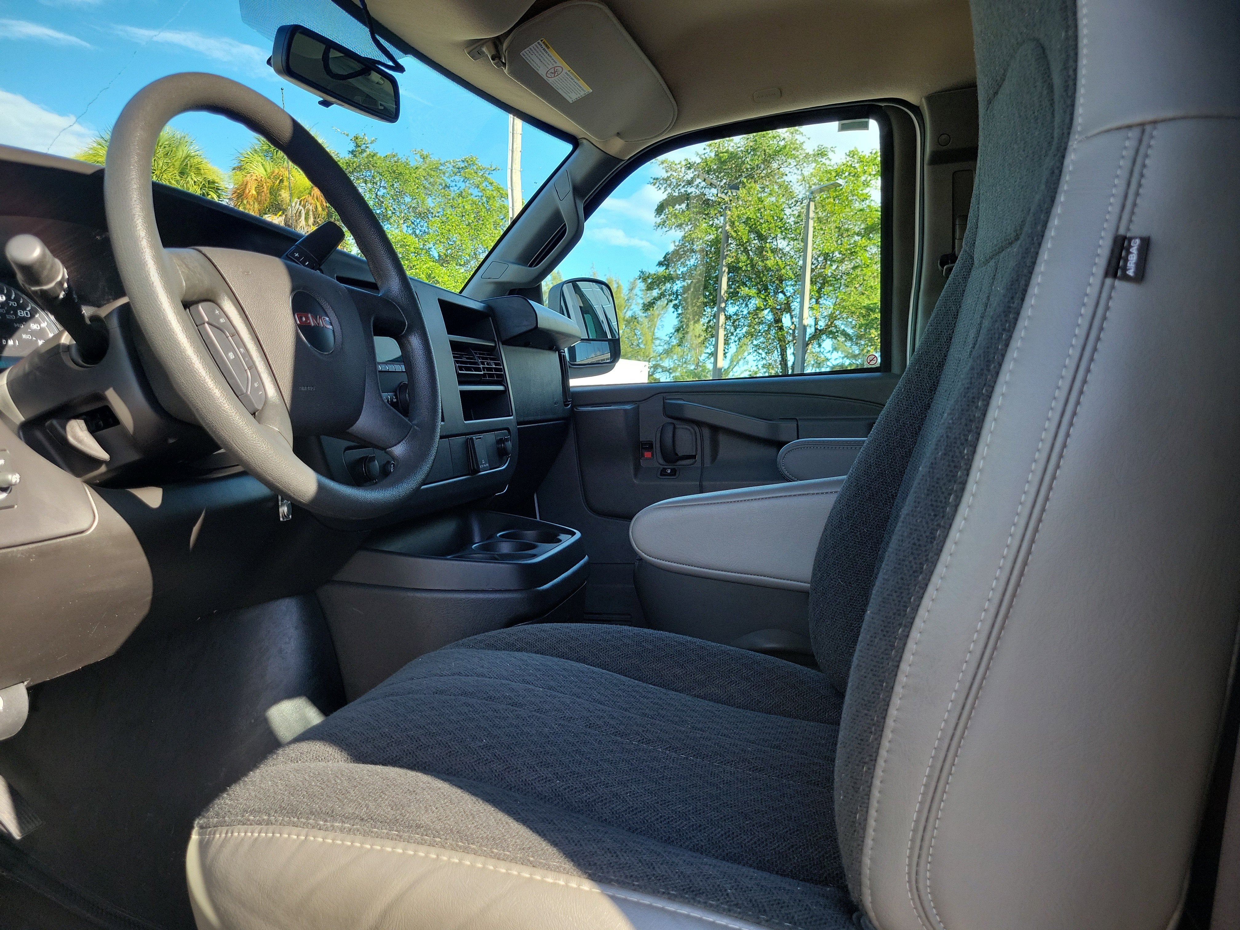 2024 GMC Savana Cargo 2500 Work Van