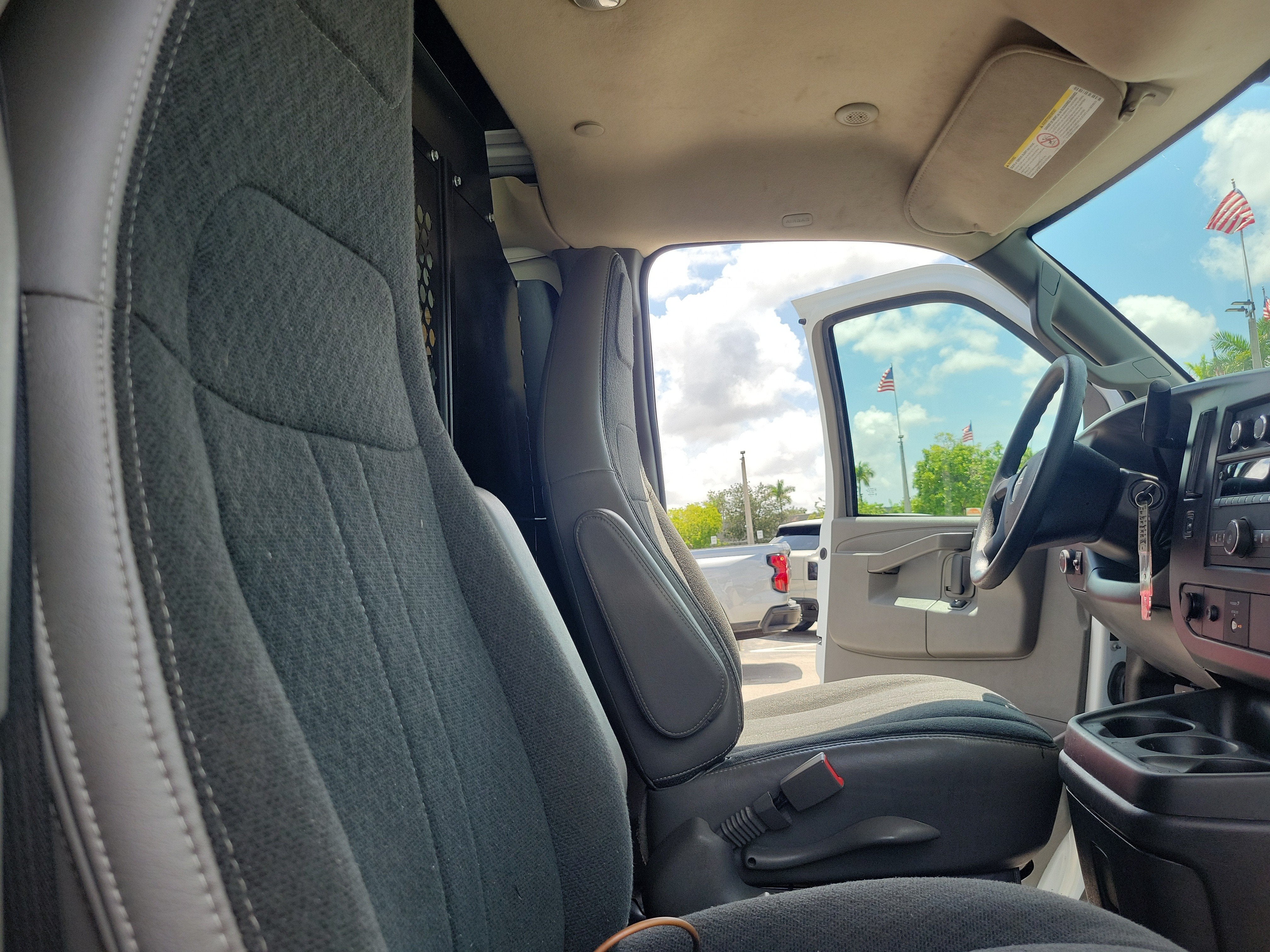 2025 GMC Savana Cargo Work Van