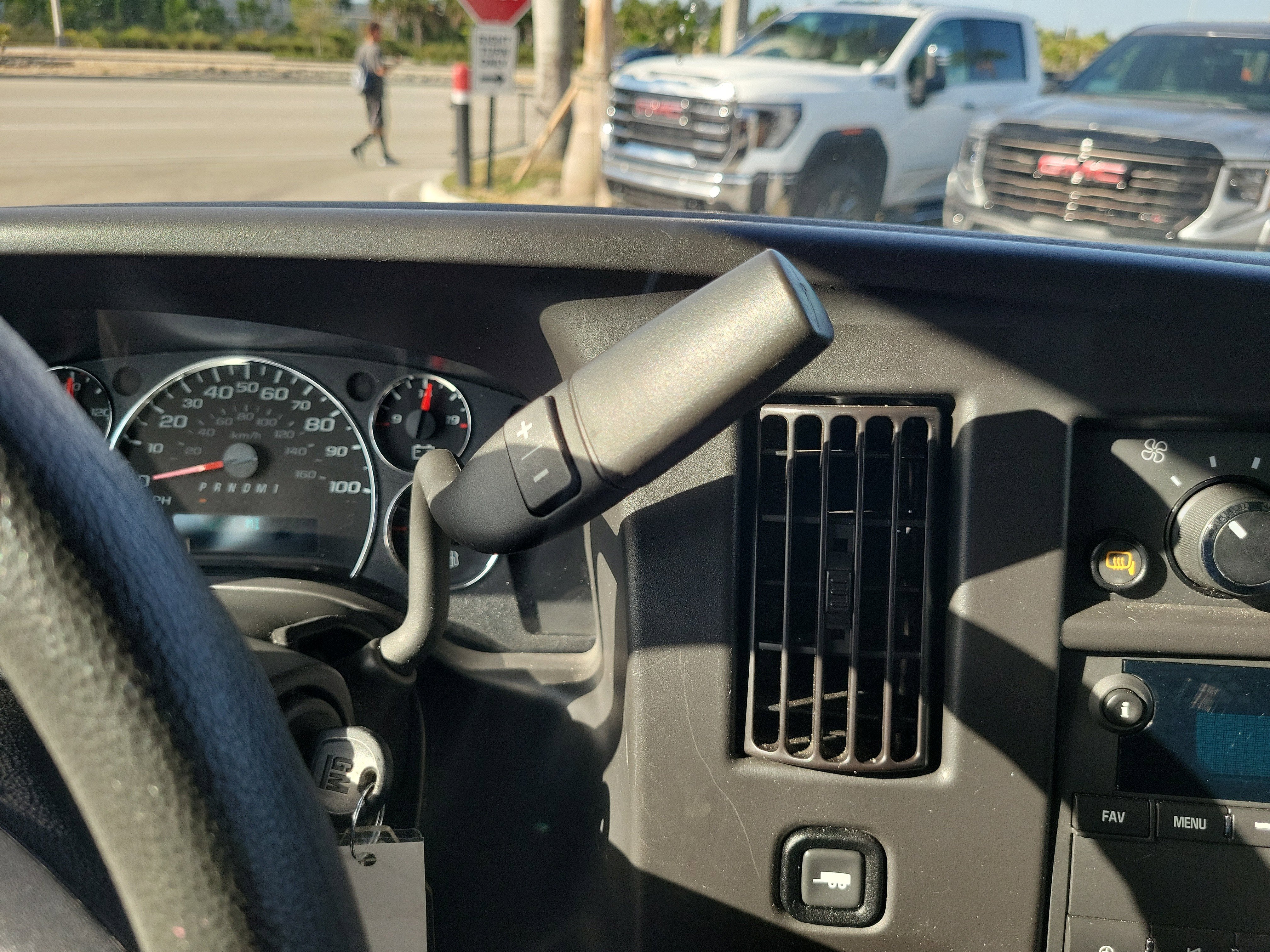 2024 GMC Savana Cargo 2500 Work Van