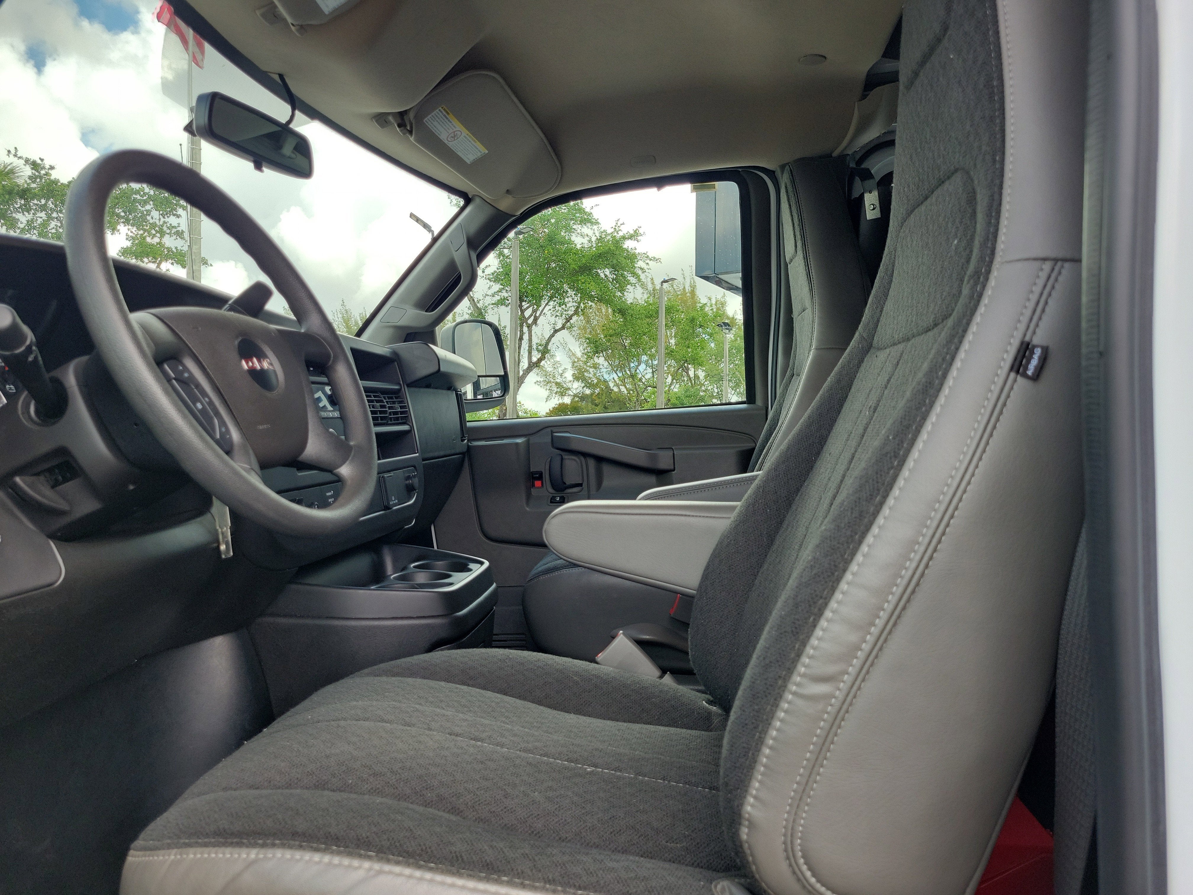 2024 GMC Savana Cargo 2500 Work Van