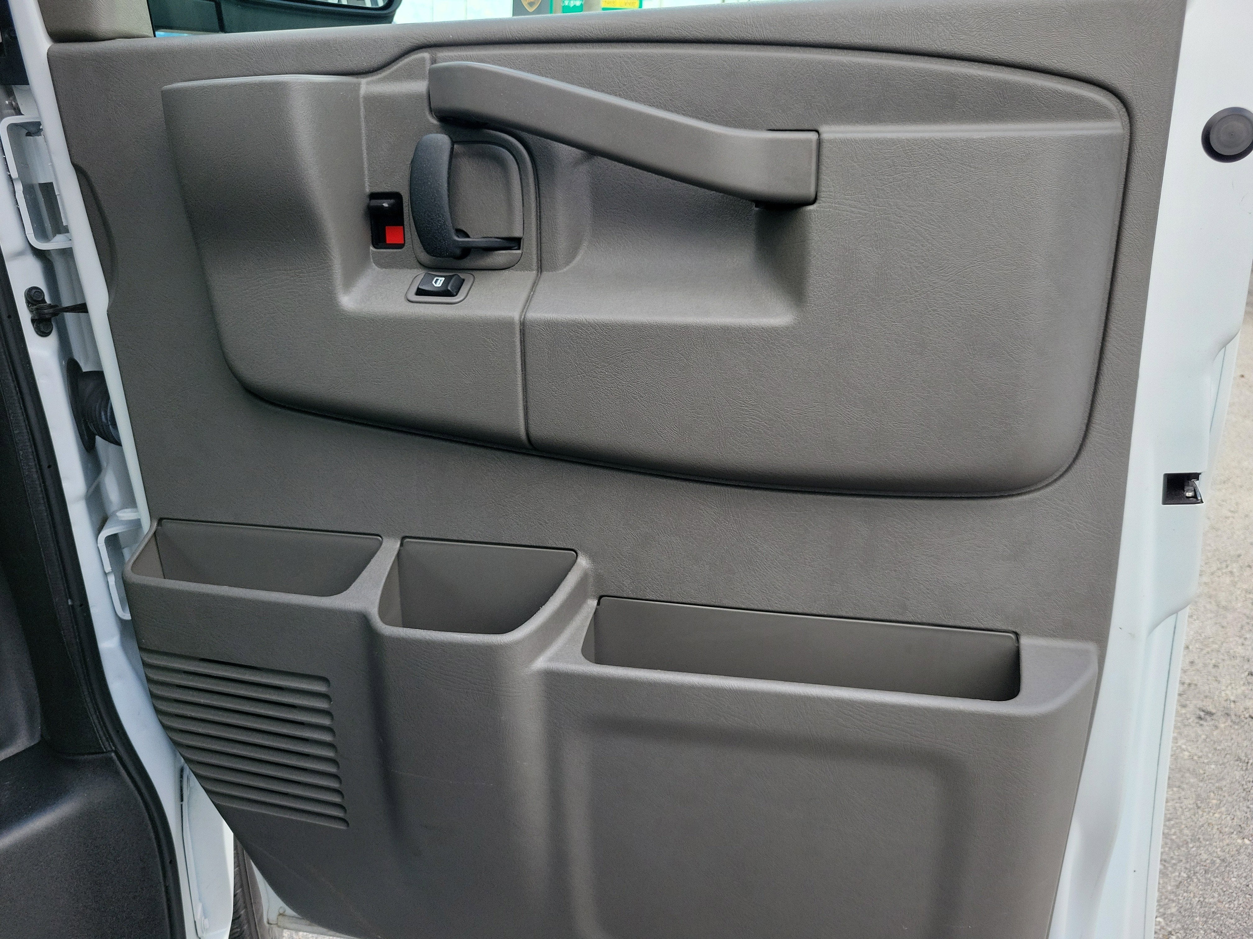 2024 GMC Savana Cargo 2500 Work Van