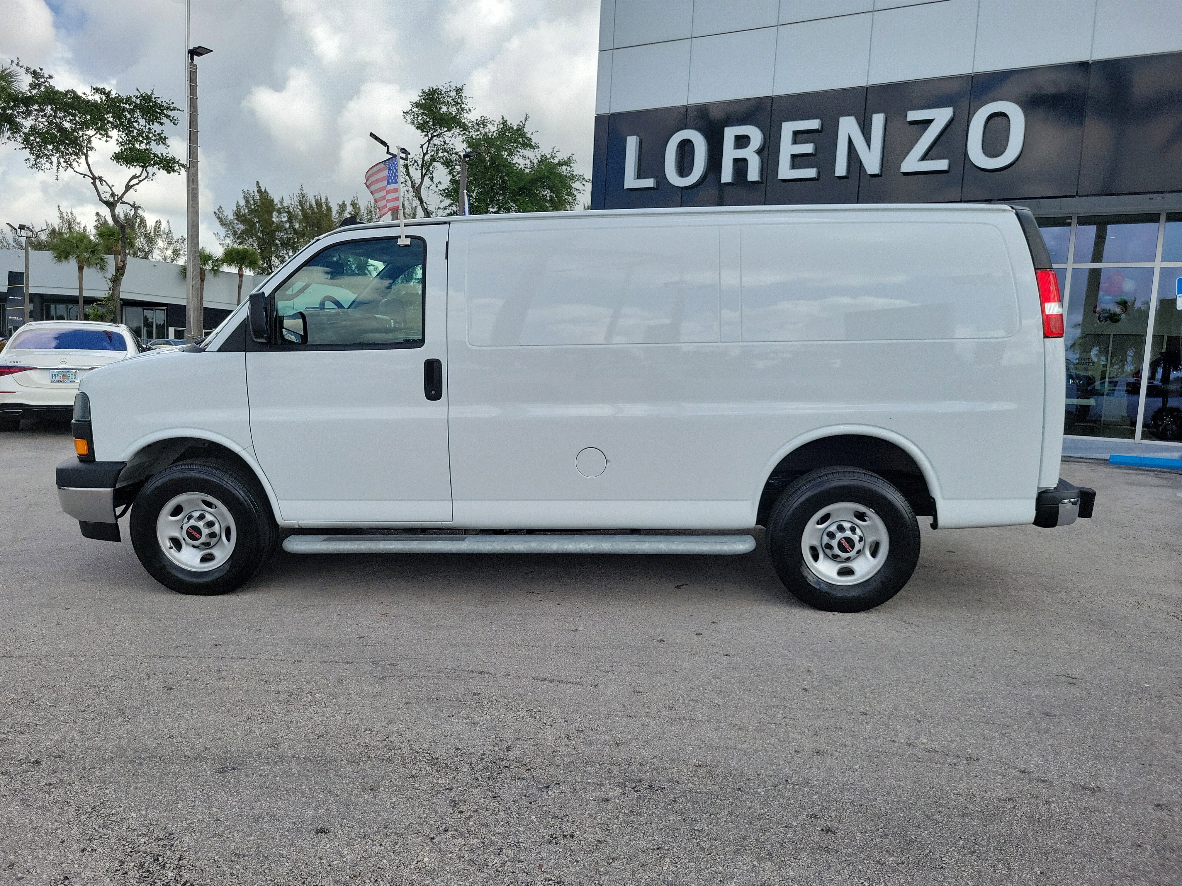 2024 GMC Savana Cargo 2500 Work Van
