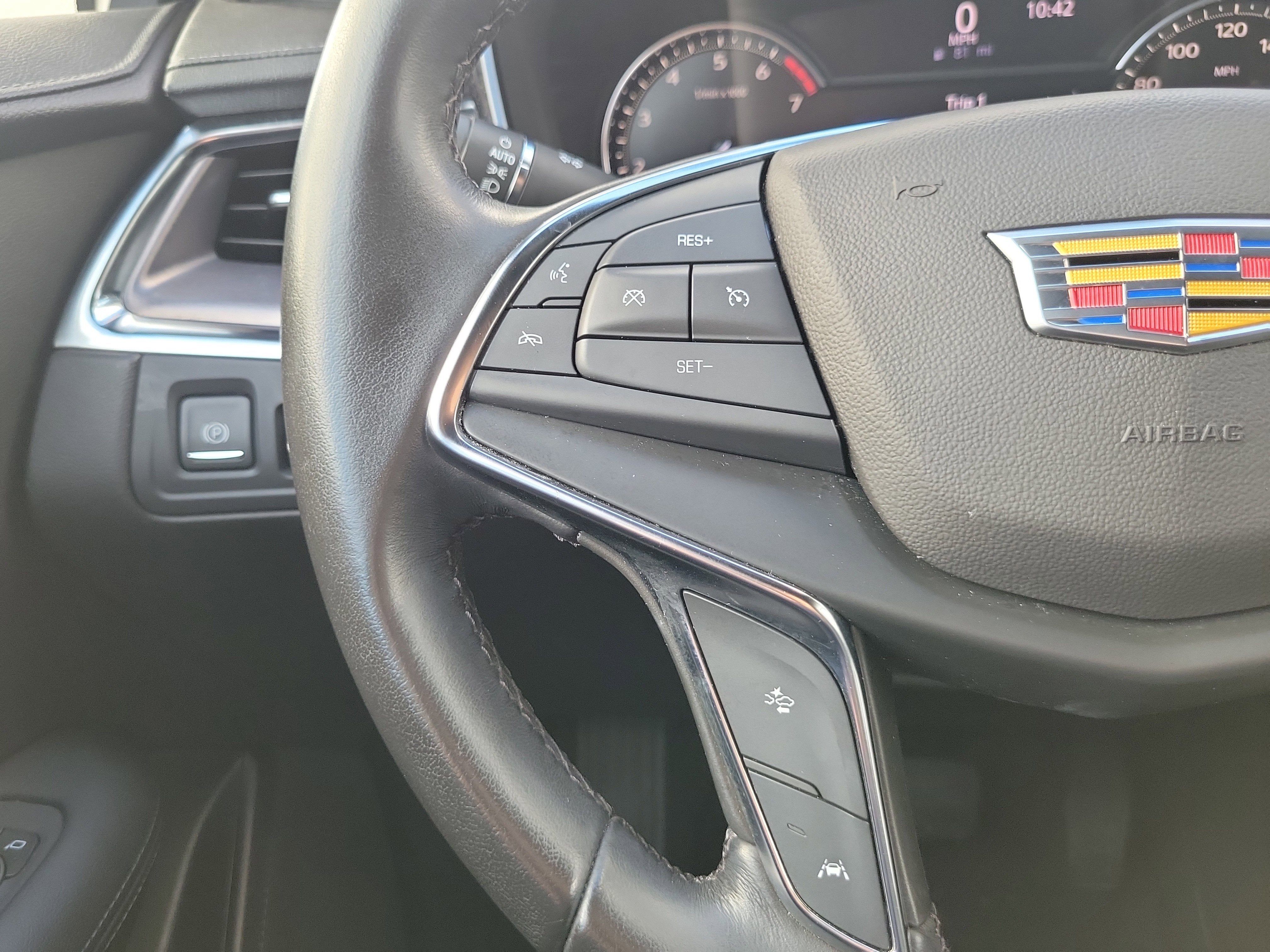 2022 Cadillac XT5 Luxury