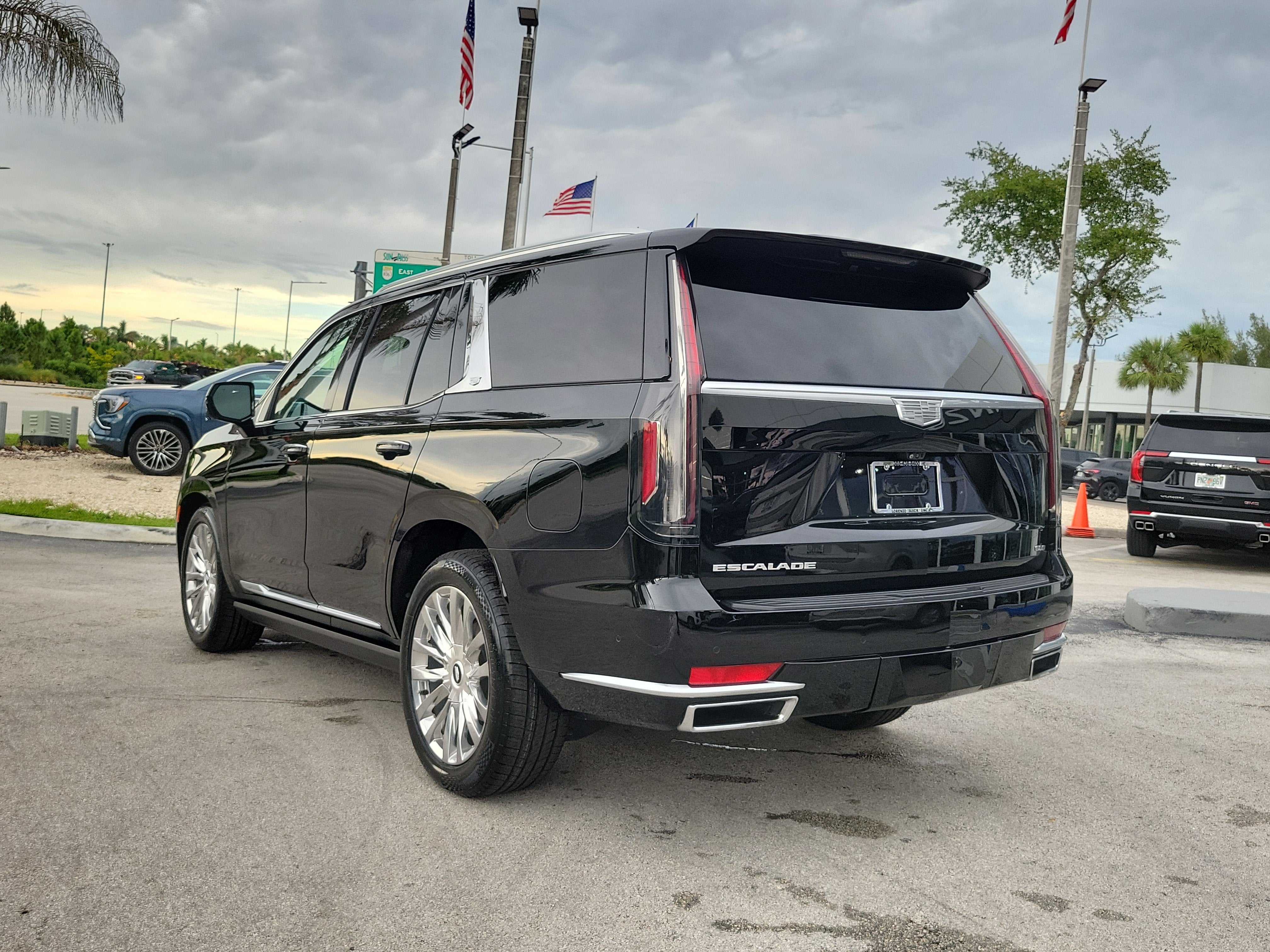 2021 Cadillac Escalade Premium Luxury