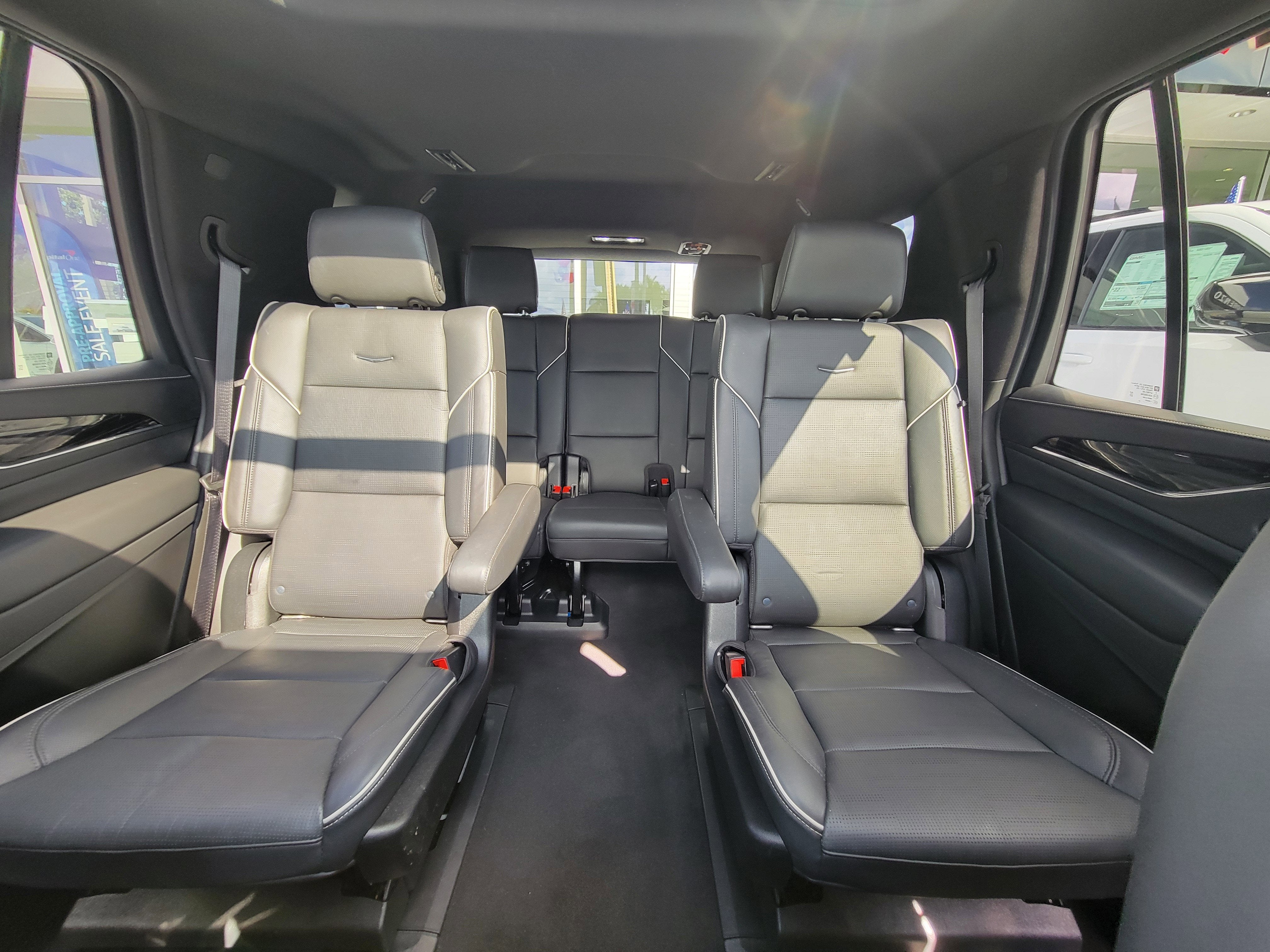 2021 Cadillac Escalade Sport