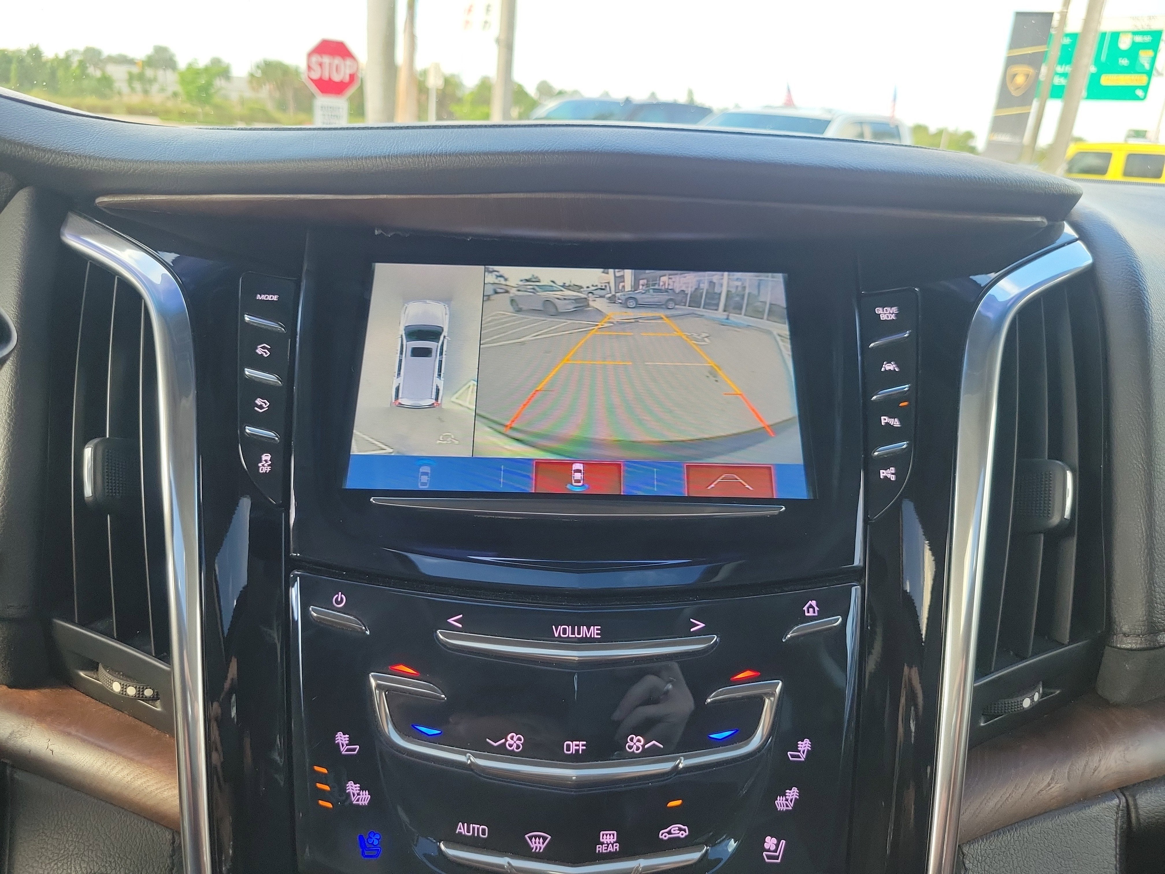 2018 Cadillac Escalade ESV Luxury