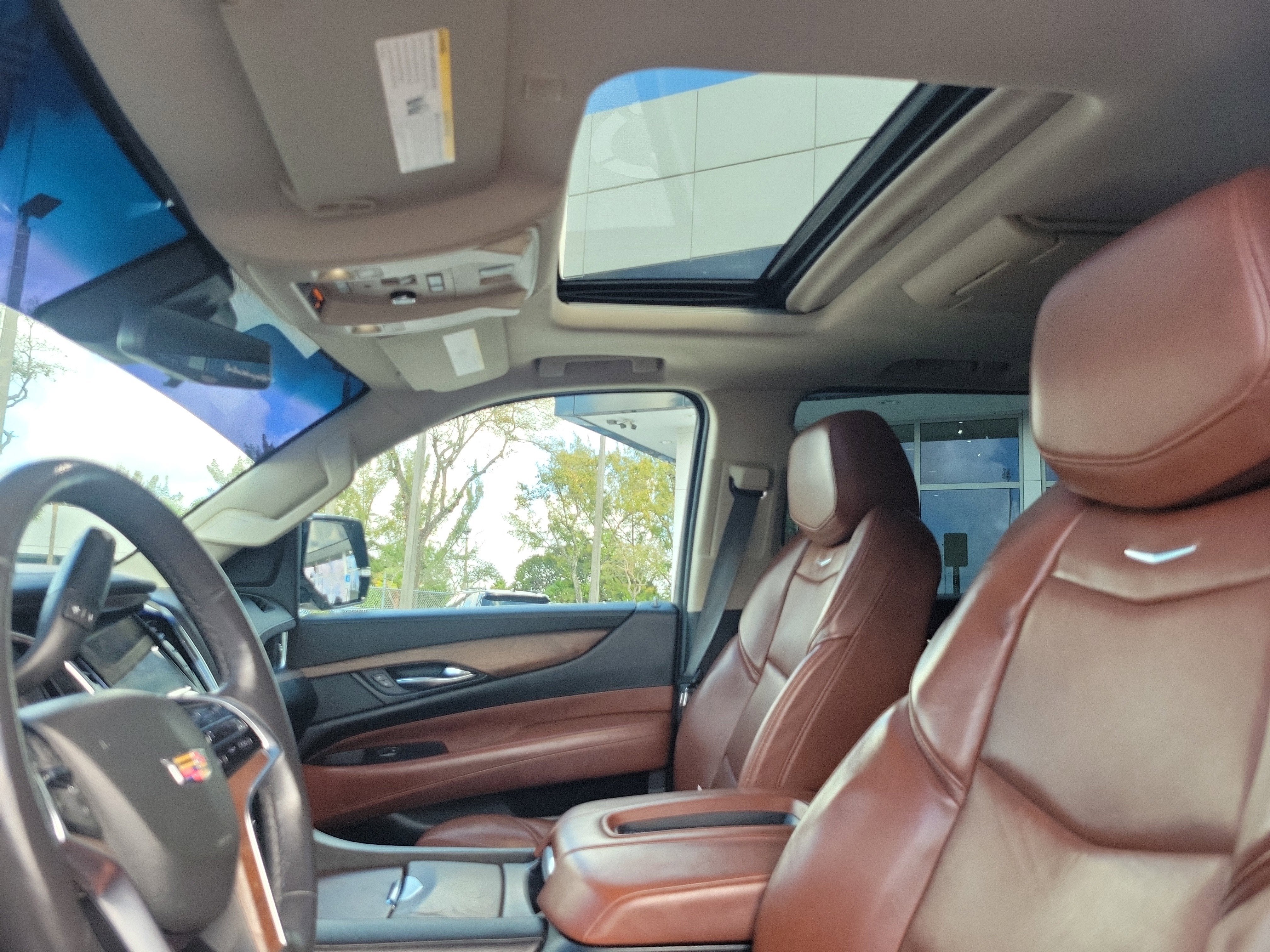 2018 Cadillac Escalade ESV Luxury