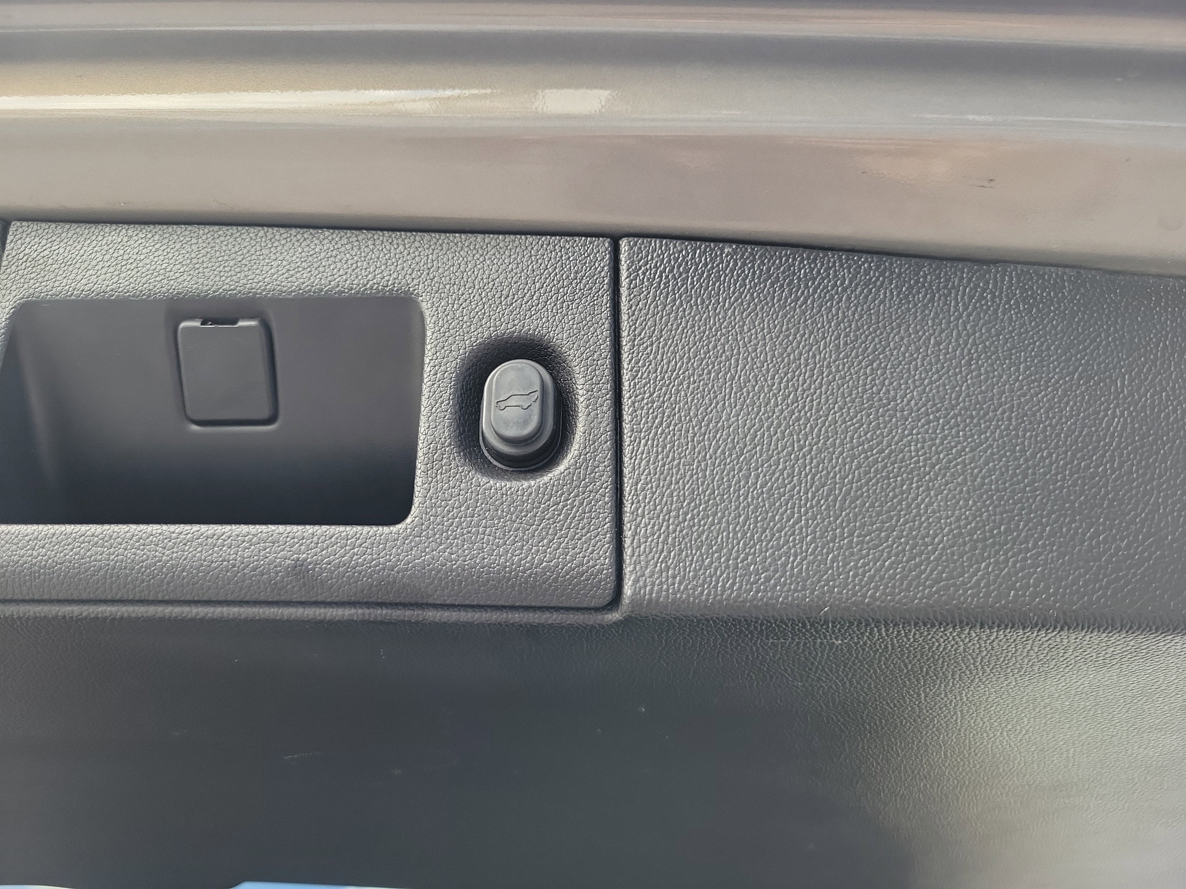 2018 Cadillac Escalade ESV Luxury