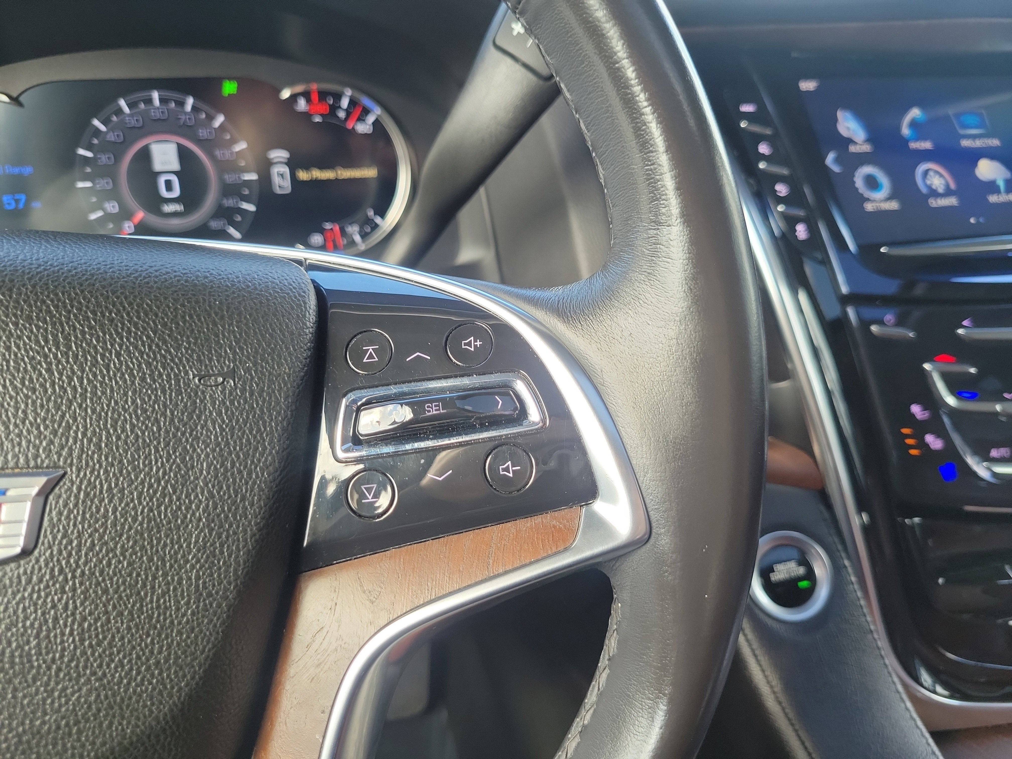 2018 Cadillac Escalade ESV Luxury