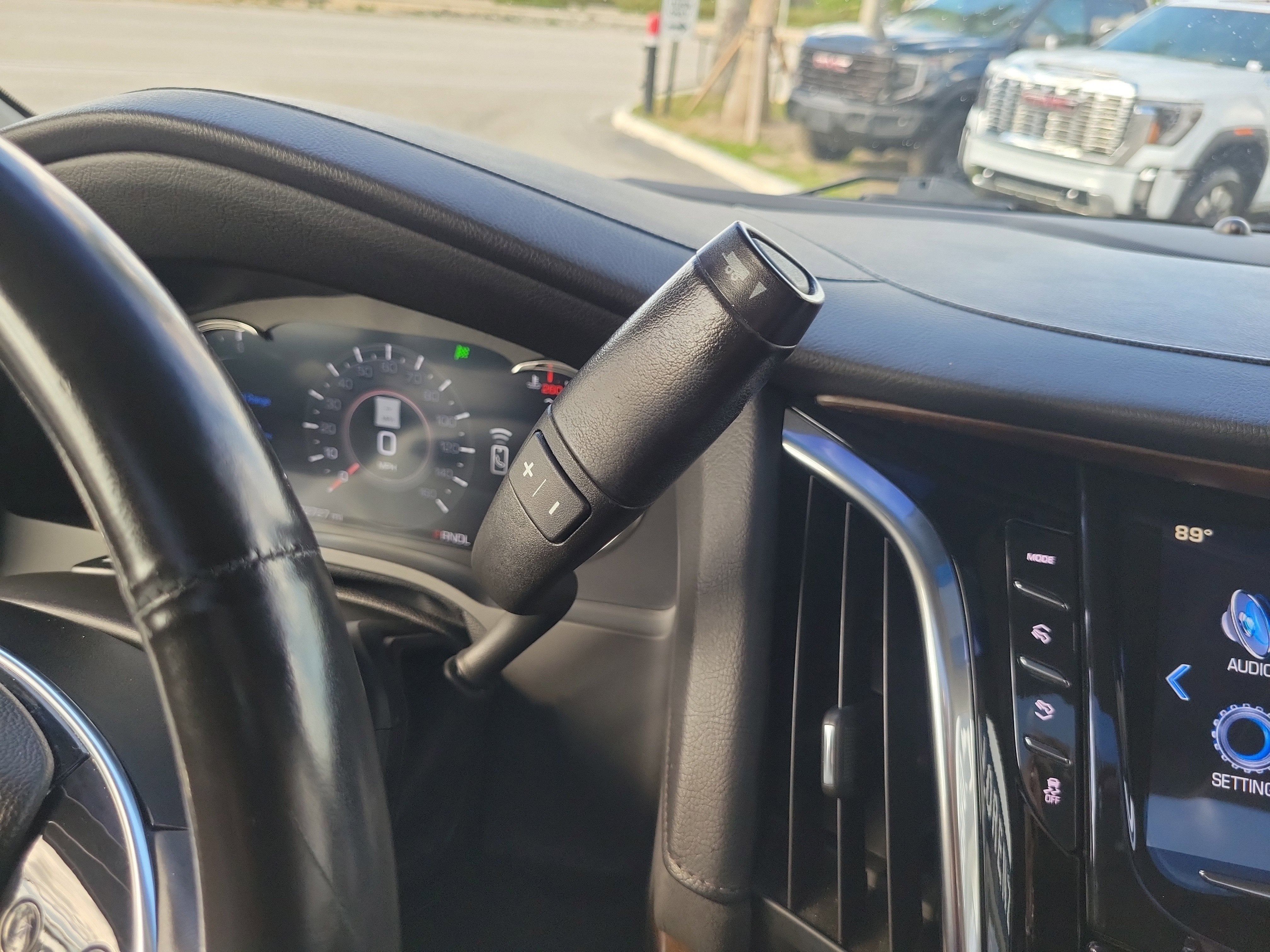 2018 Cadillac Escalade ESV Luxury