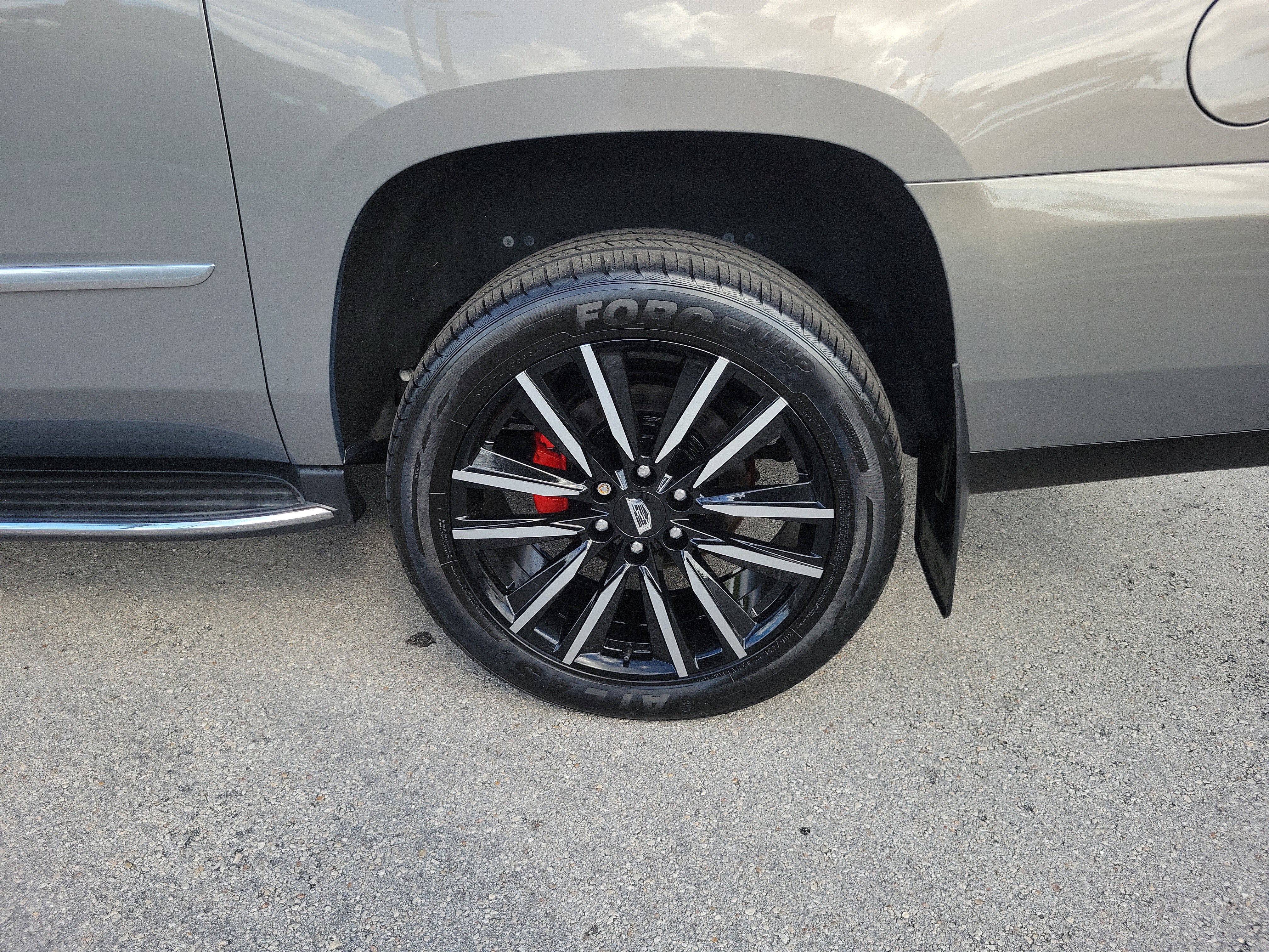 2018 Cadillac Escalade ESV Luxury
