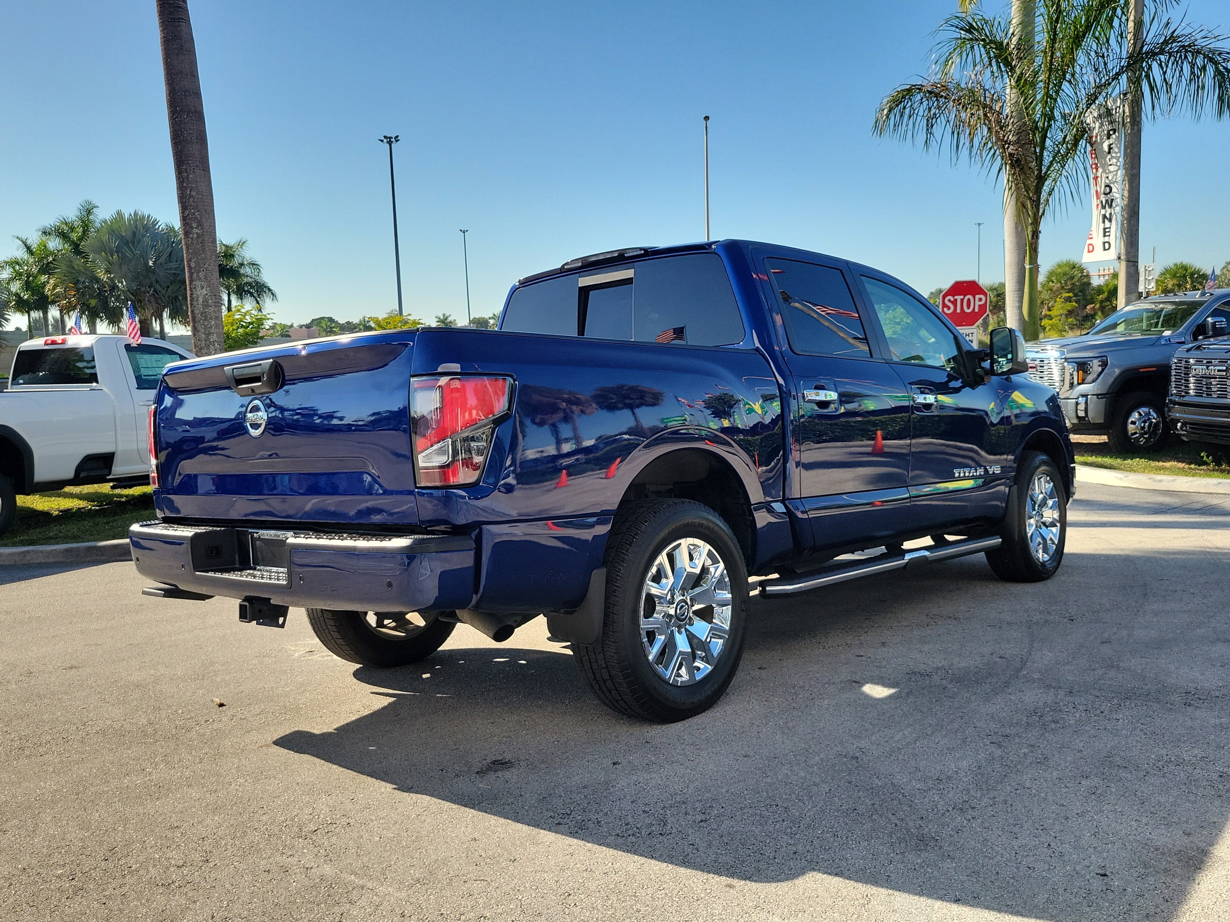 2020 Nissan Titan SL