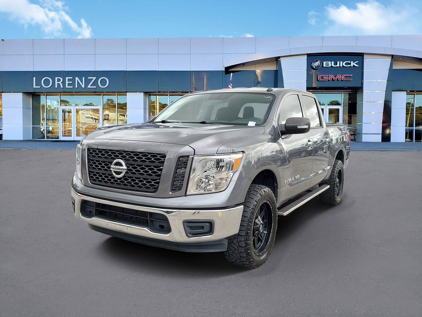 2019 Nissan Titan SV