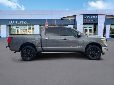 2019 Nissan Titan SV
