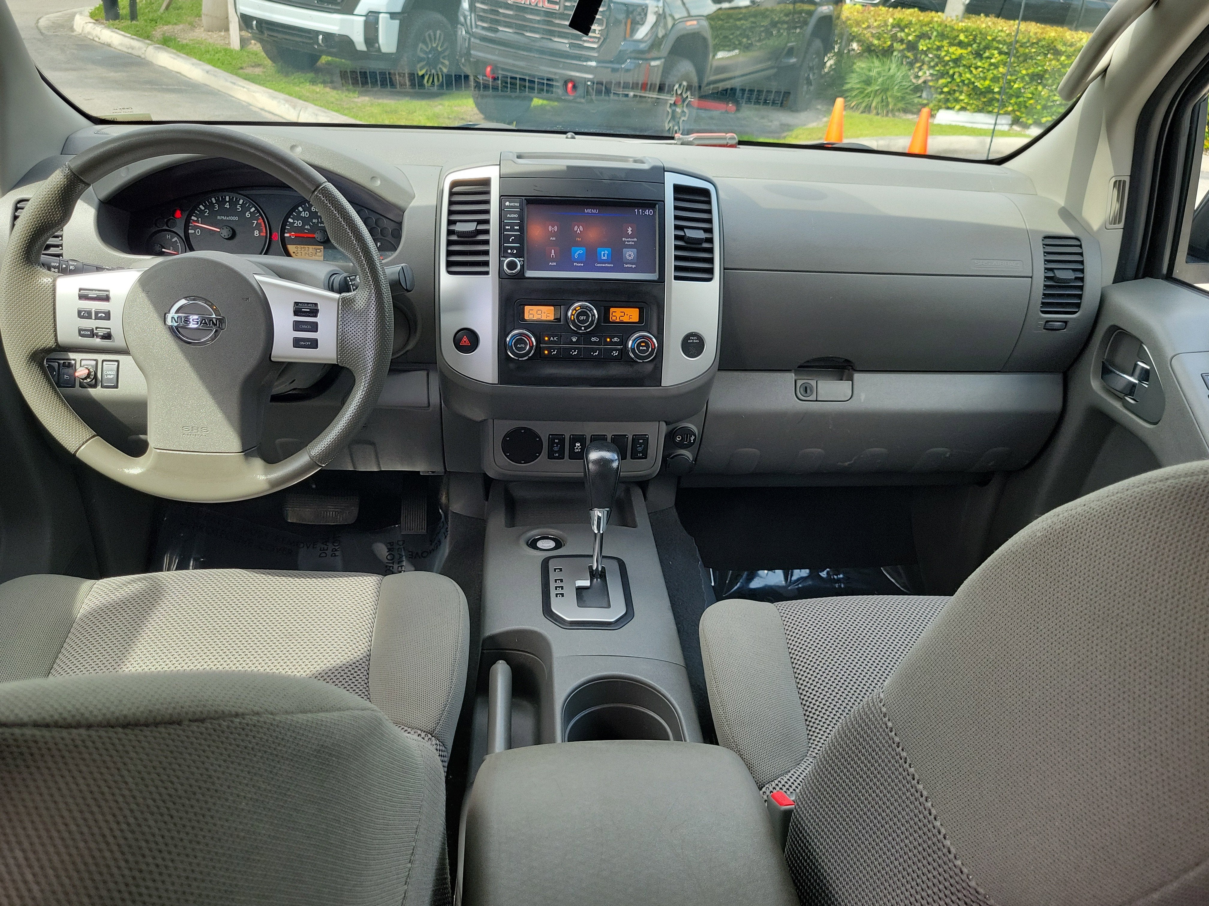 2020 Nissan Frontier SV