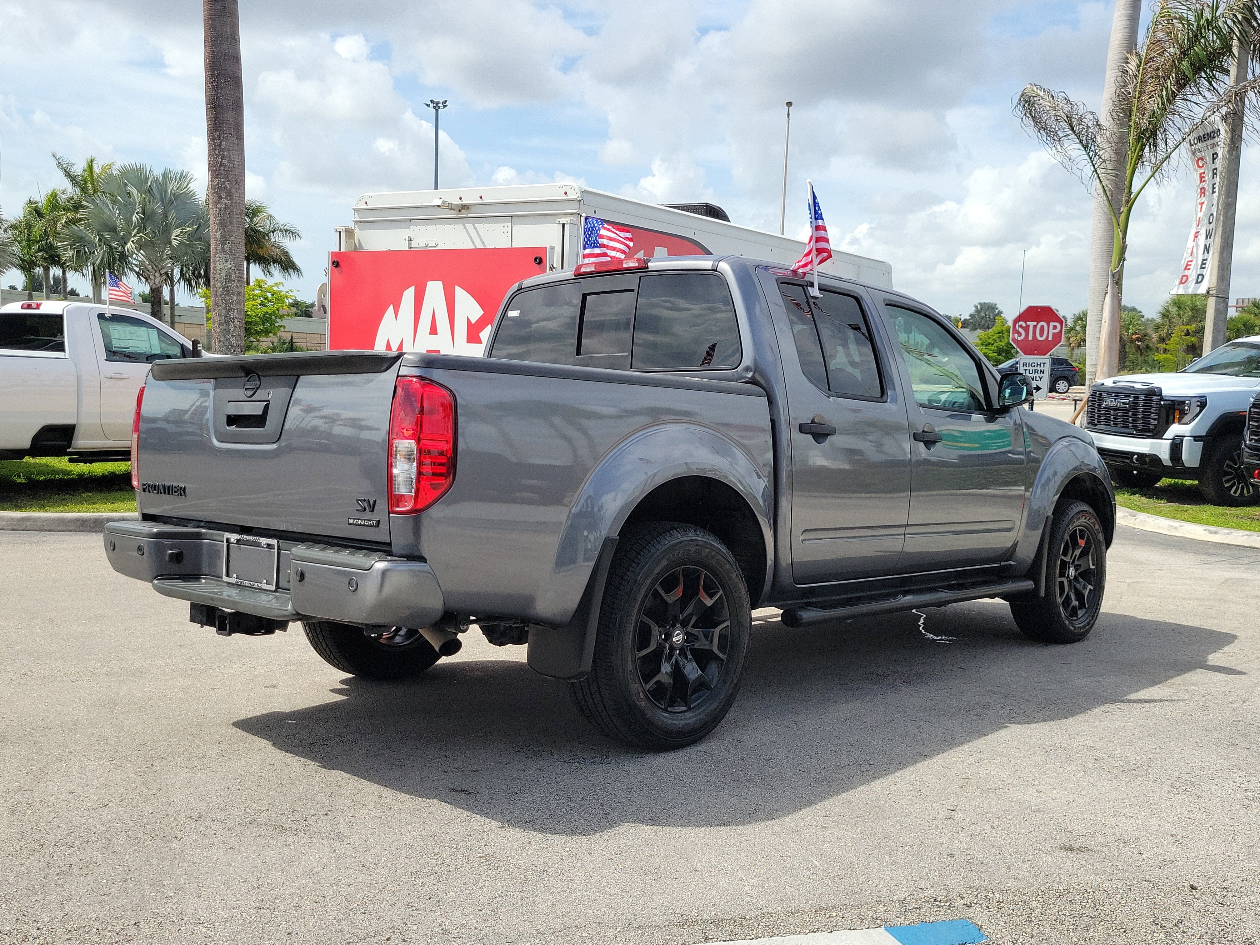 2020 Nissan Frontier SV