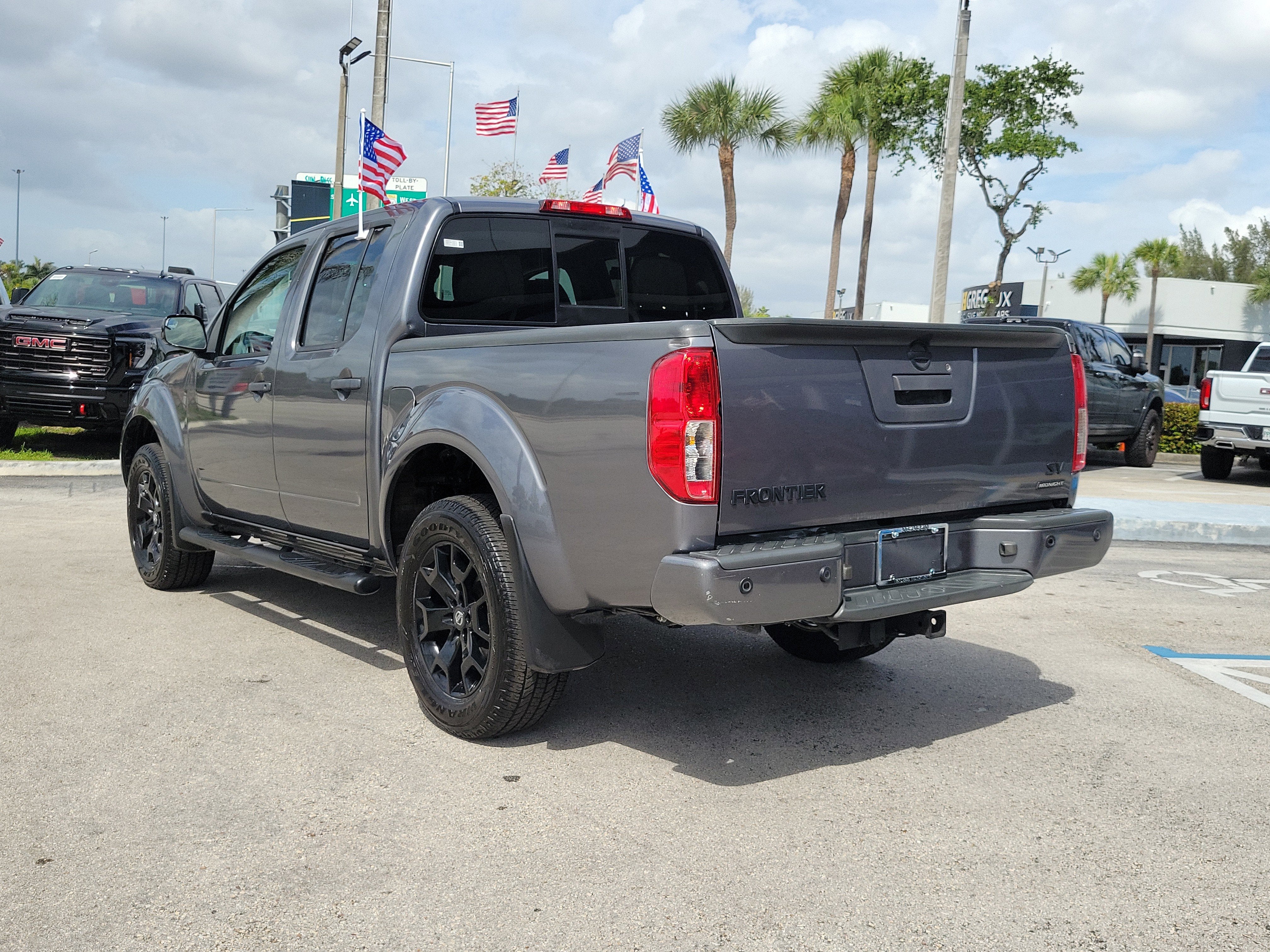 2020 Nissan Frontier SV