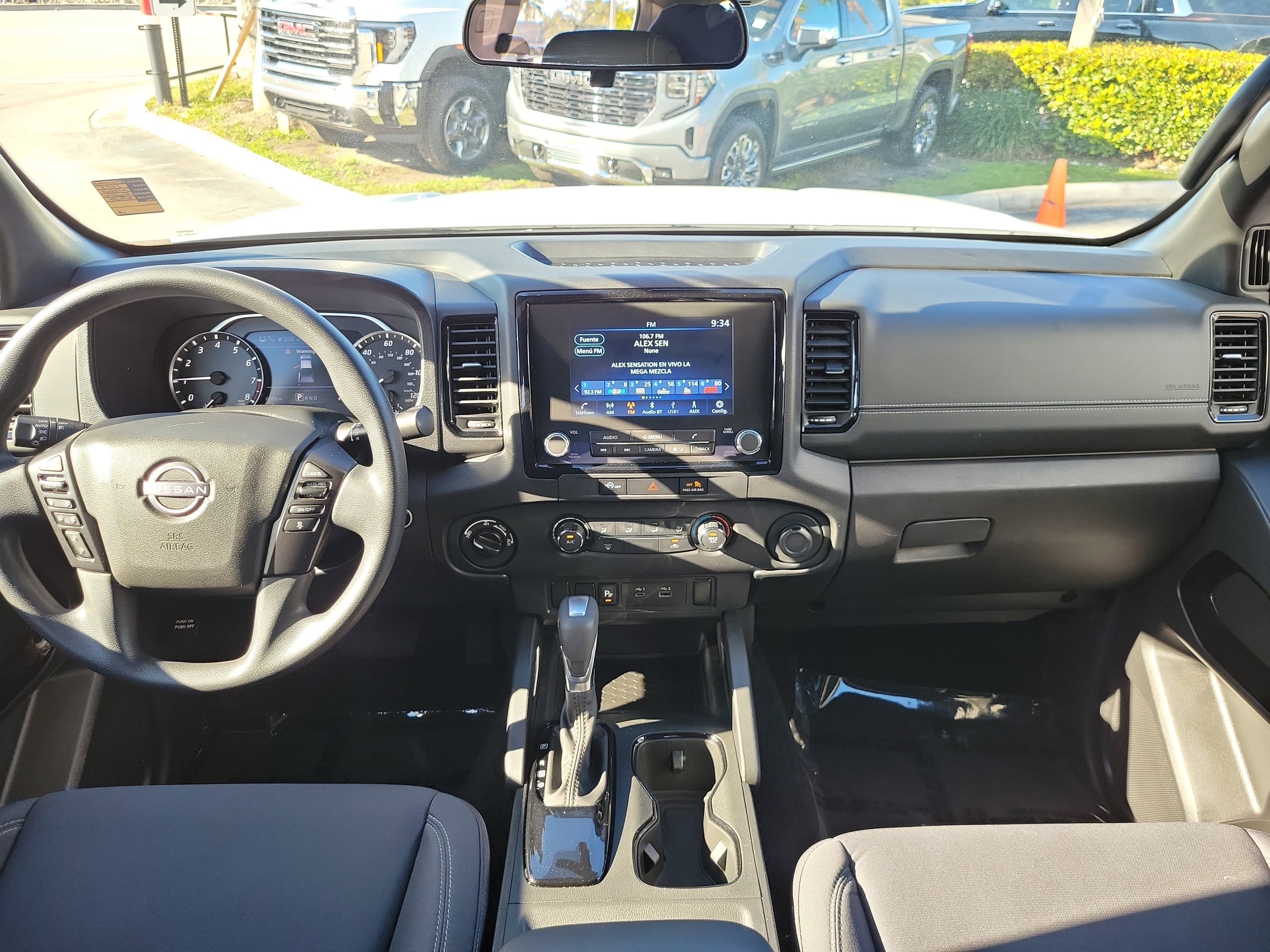 2023 Nissan Frontier SV