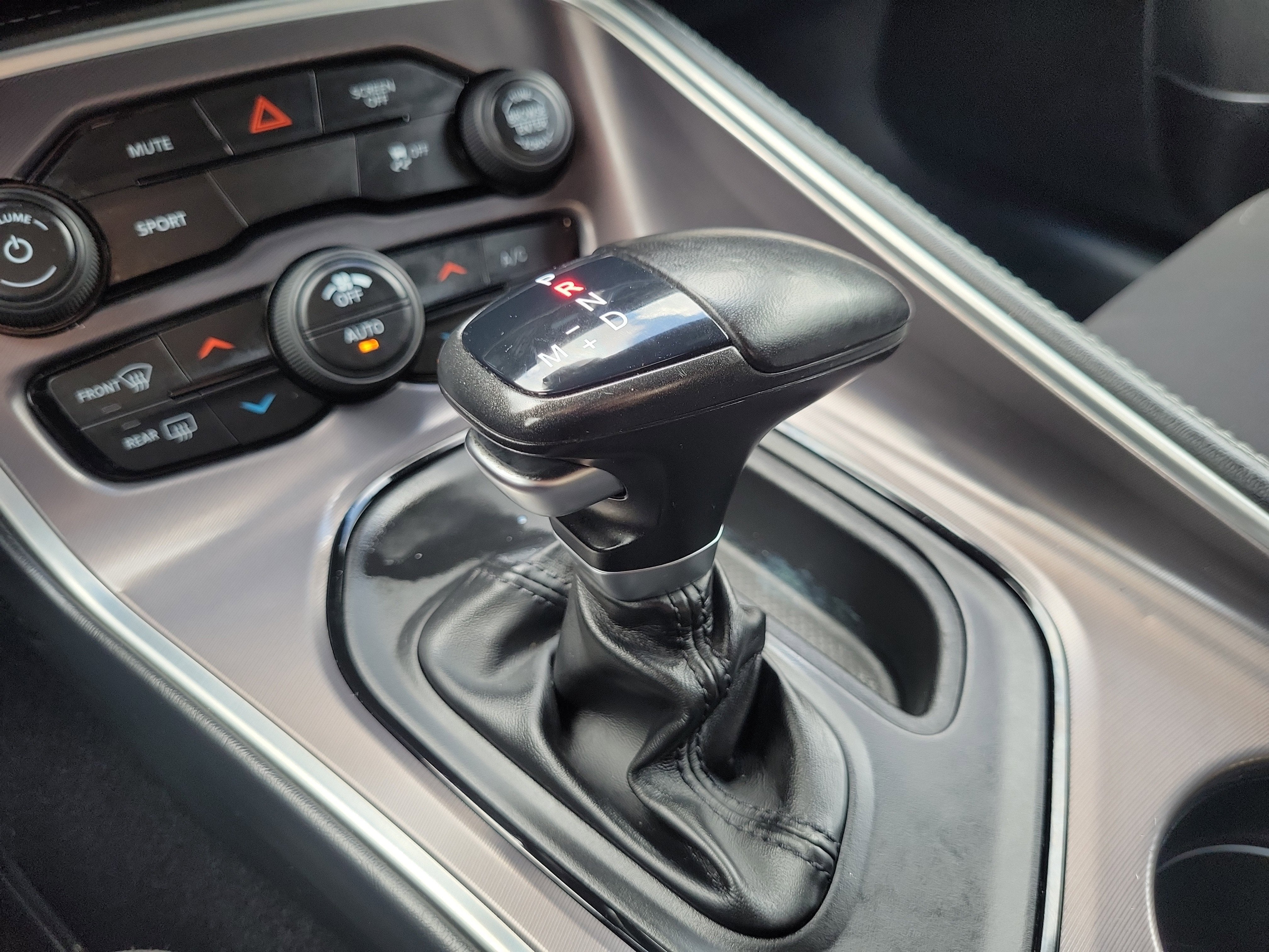 2020 Dodge Challenger SXT