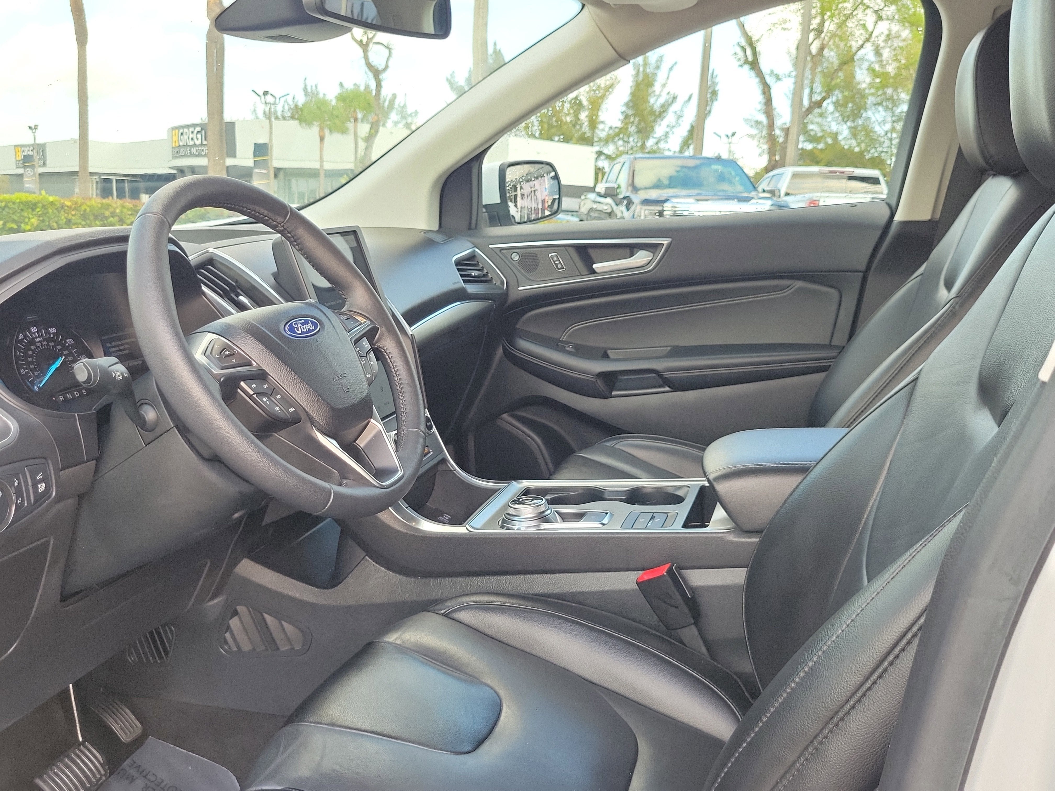 2022 Ford Edge Titanium