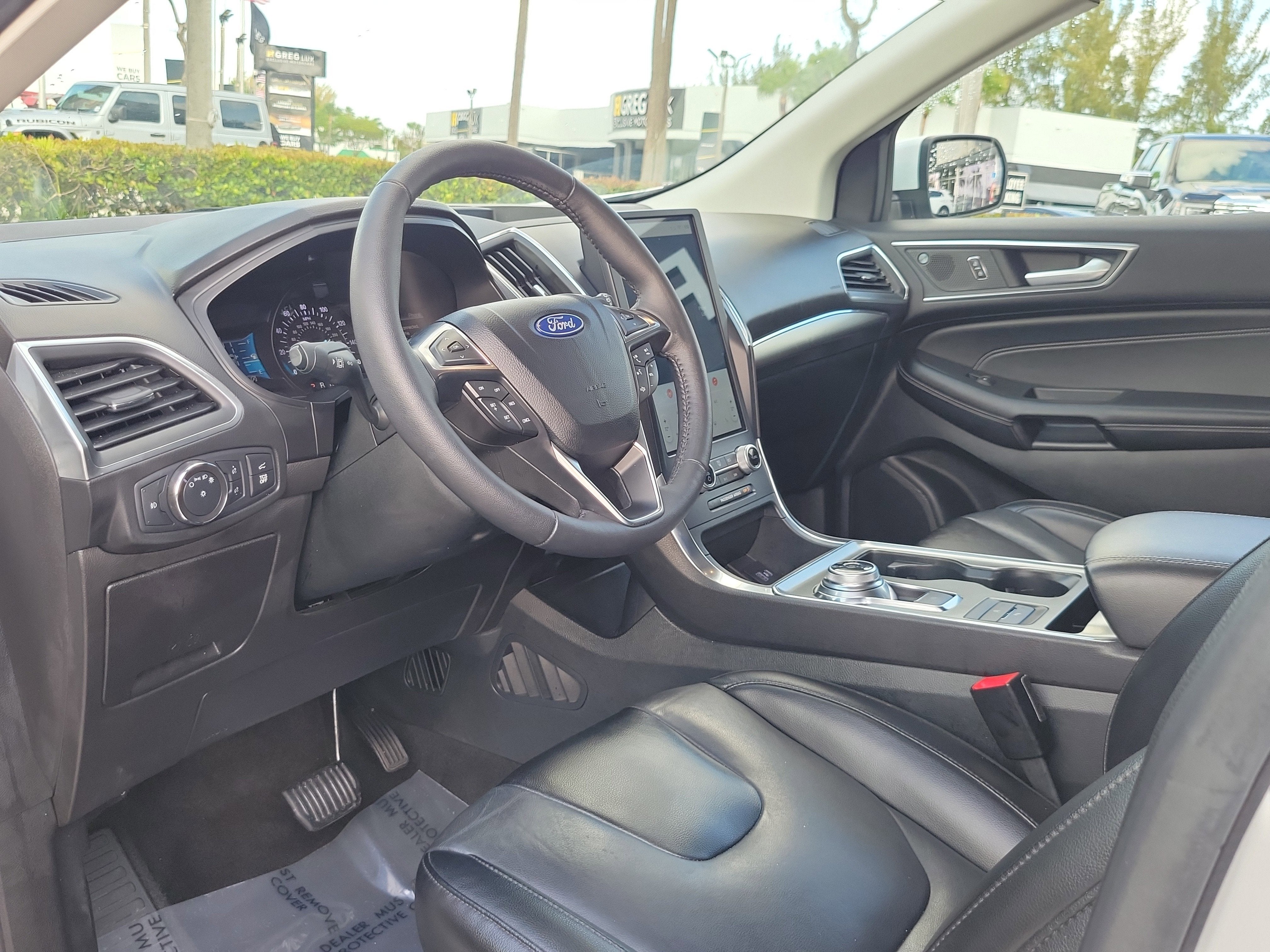 2022 Ford Edge Titanium