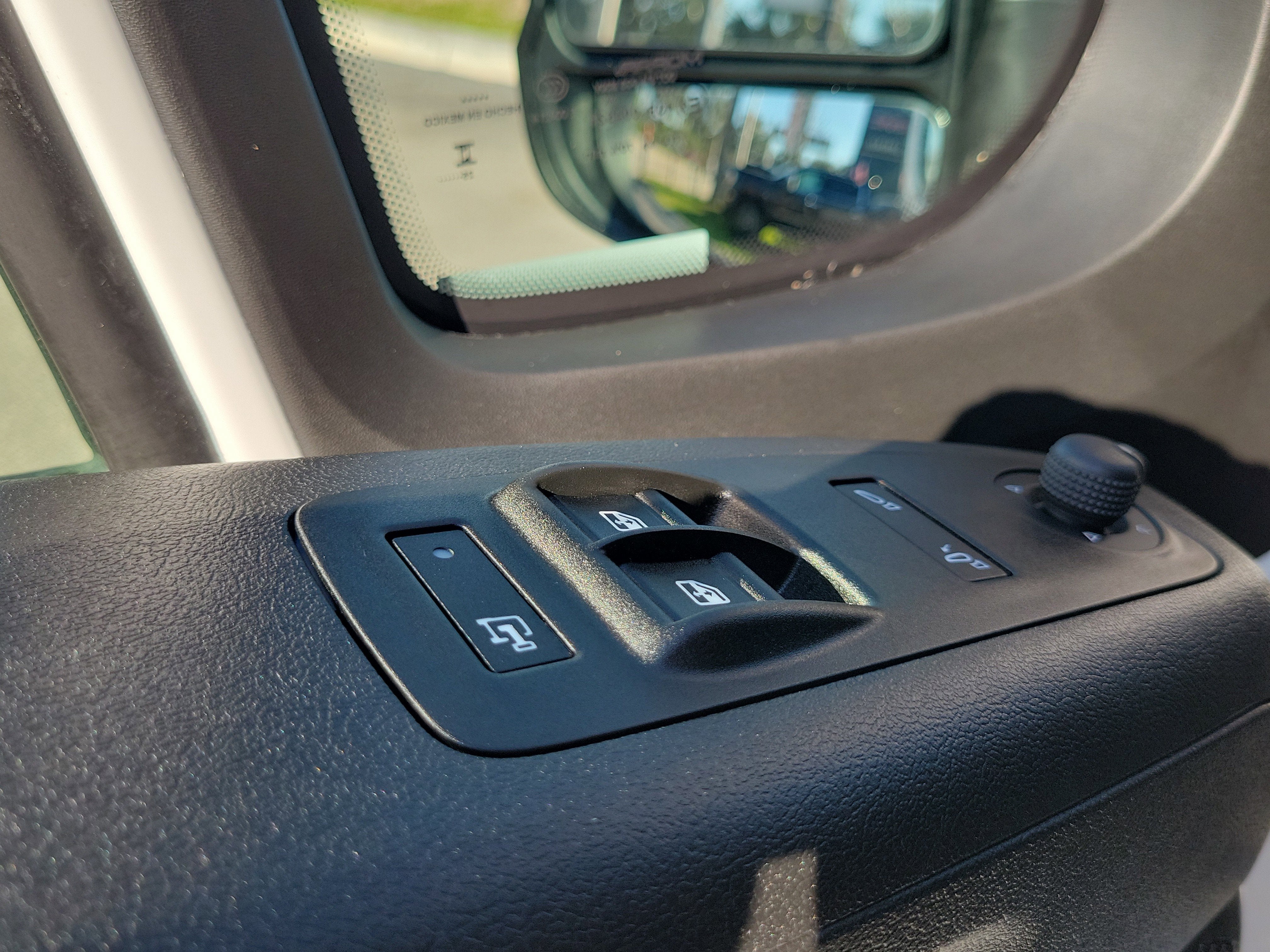 2026 RAM ProMaster Cargo Van Tradesman