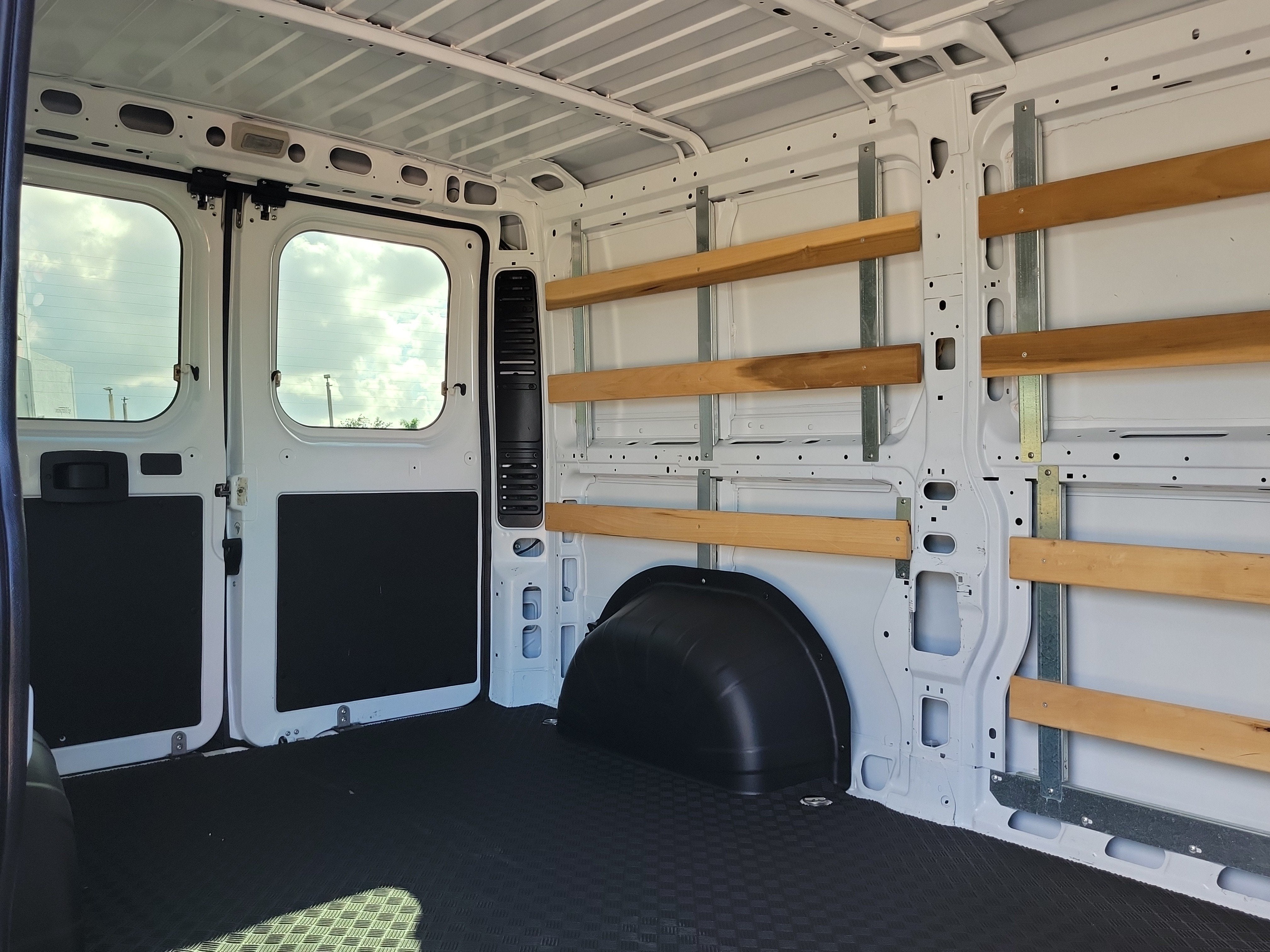 2025 RAM ProMaster Cargo Van Tradesman