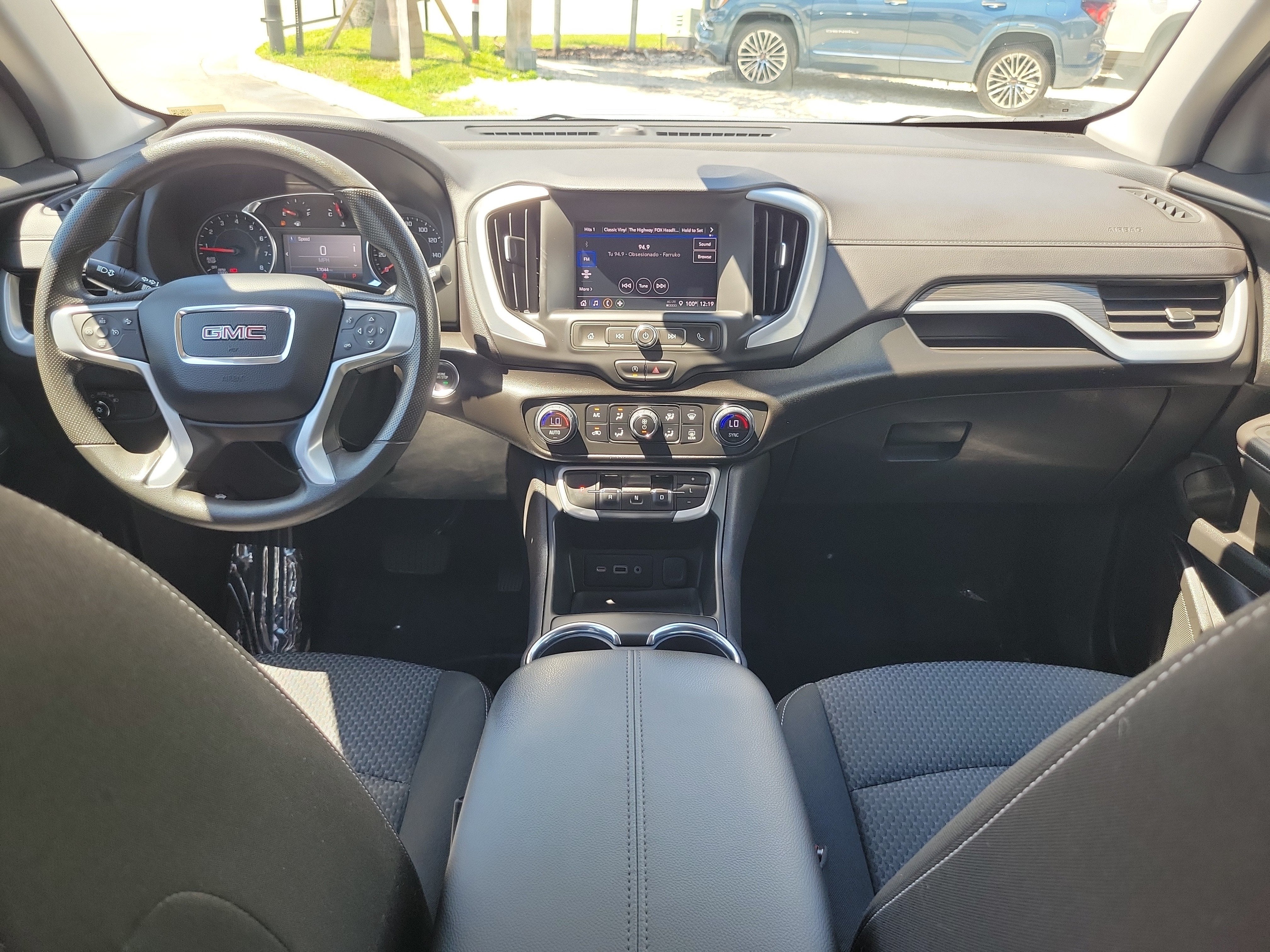 2024 GMC Terrain SLE