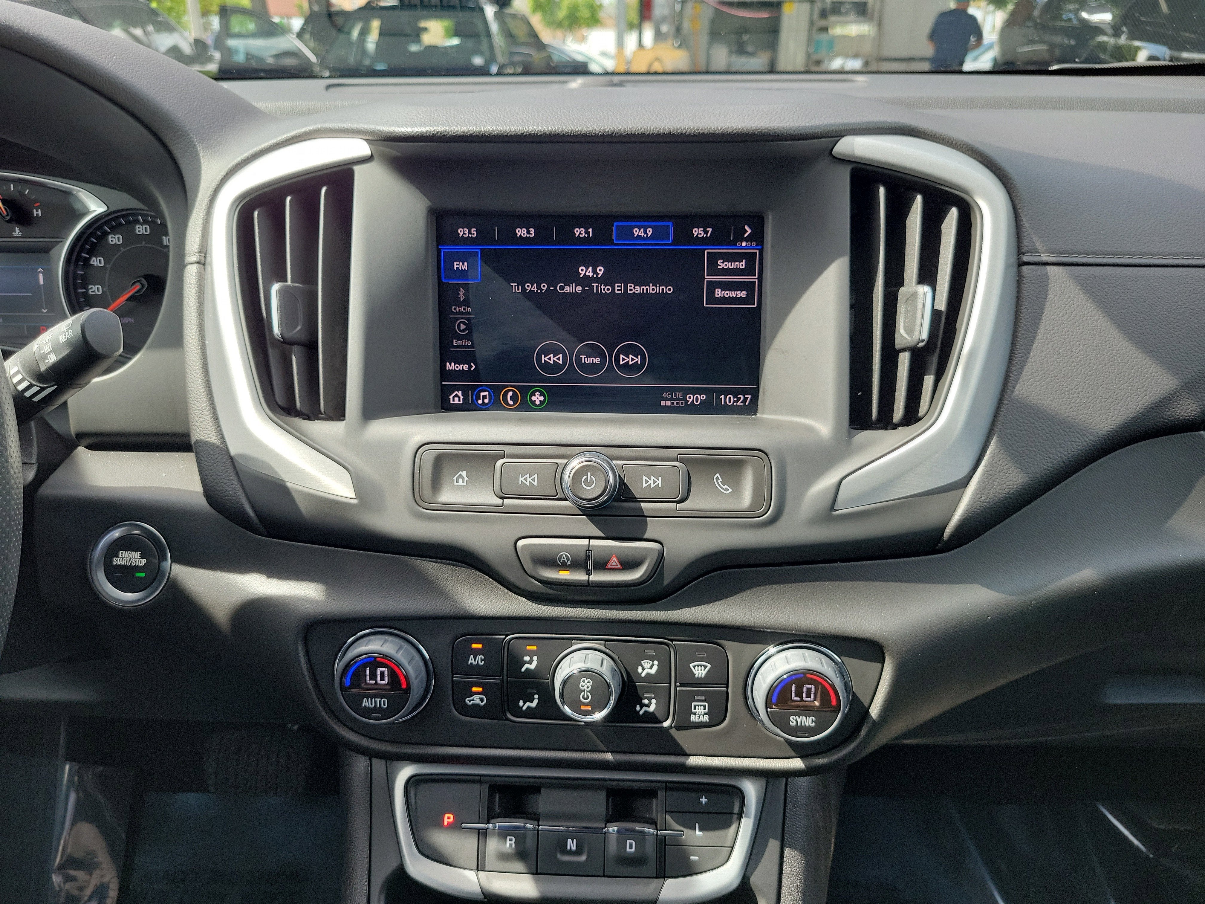 2023 GMC Terrain SLE