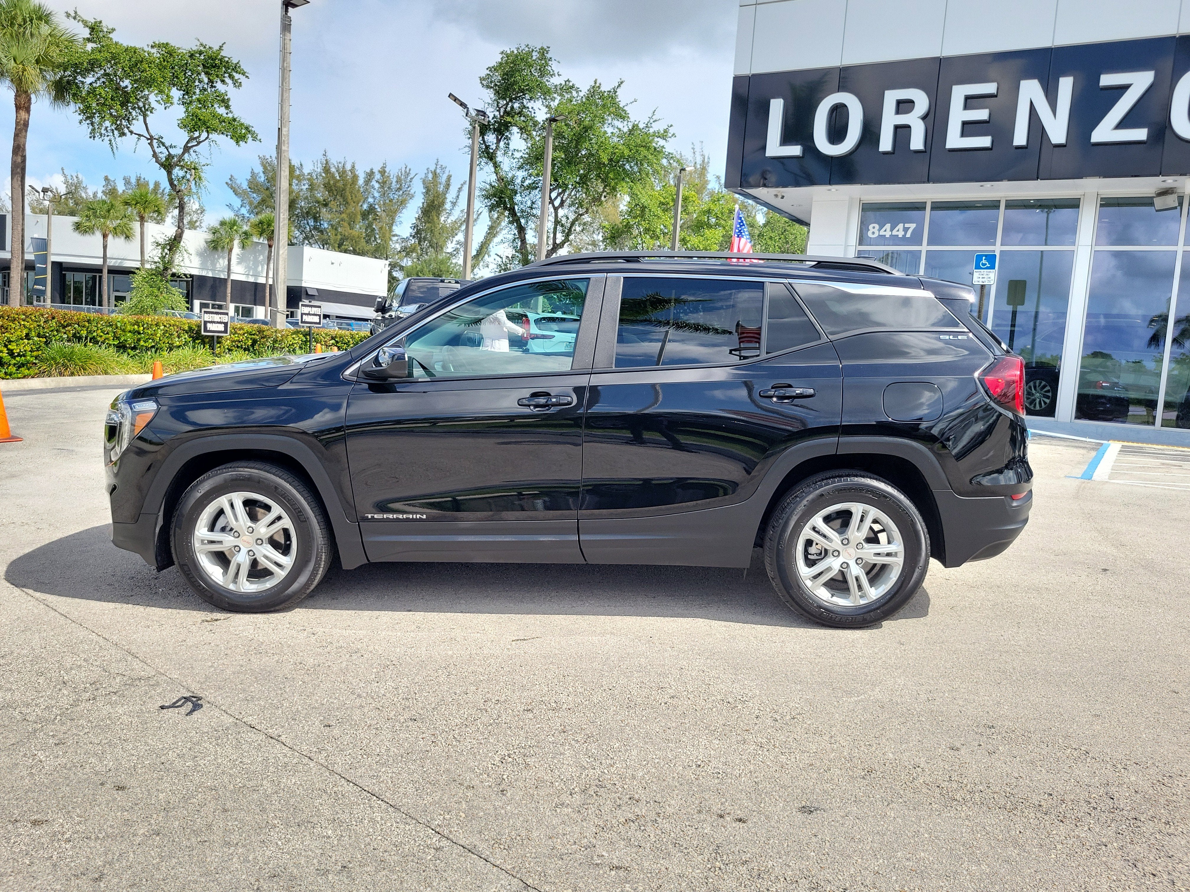 2023 GMC Terrain SLE