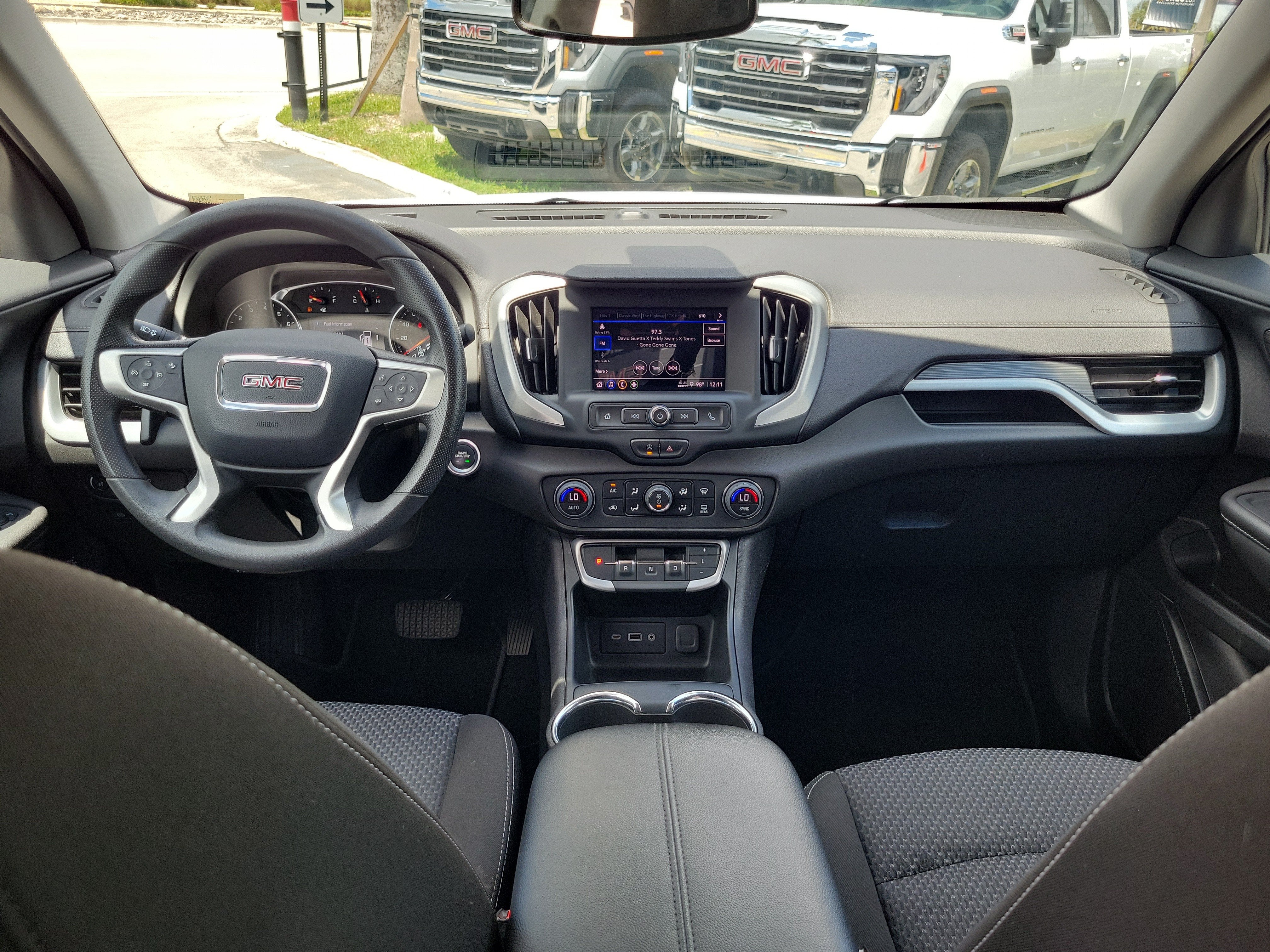 2023 GMC Terrain SLE