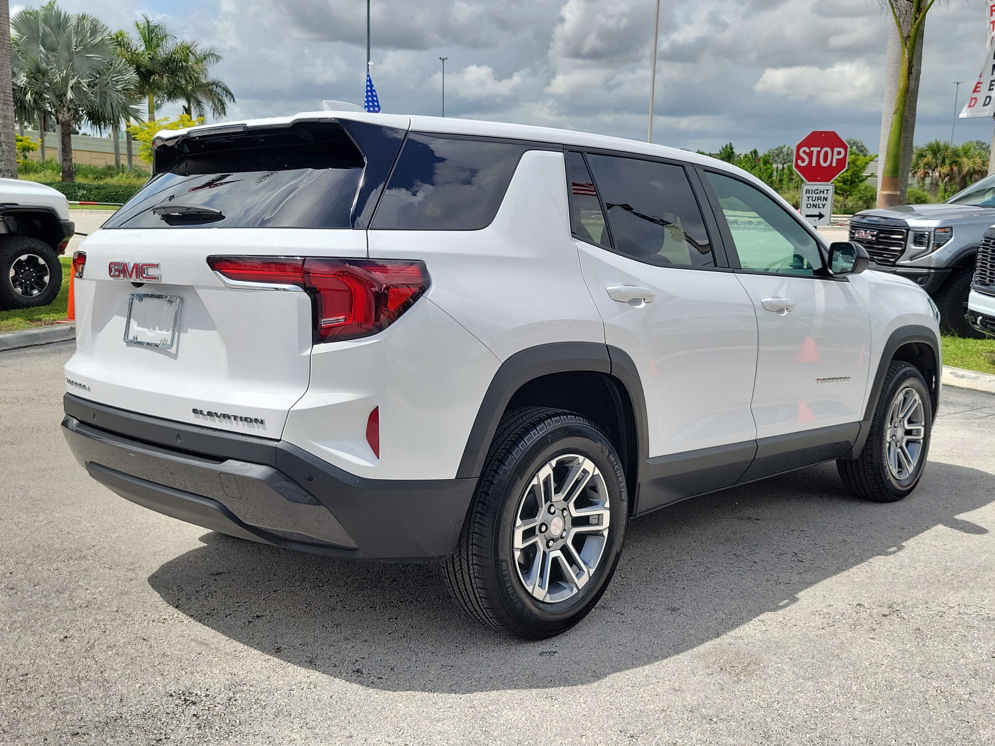 2025 GMC Terrain Elevation