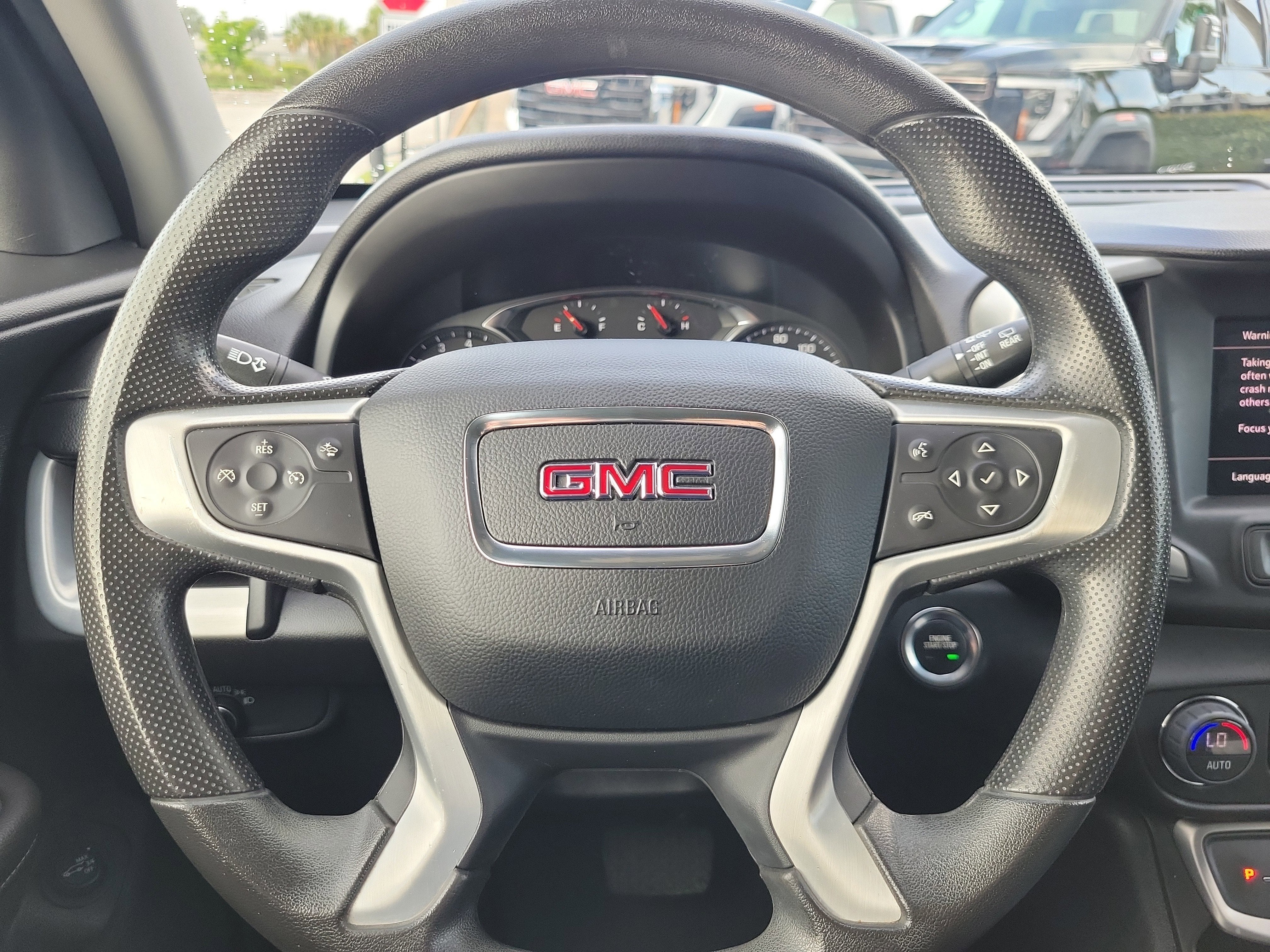 2023 GMC Terrain SLE