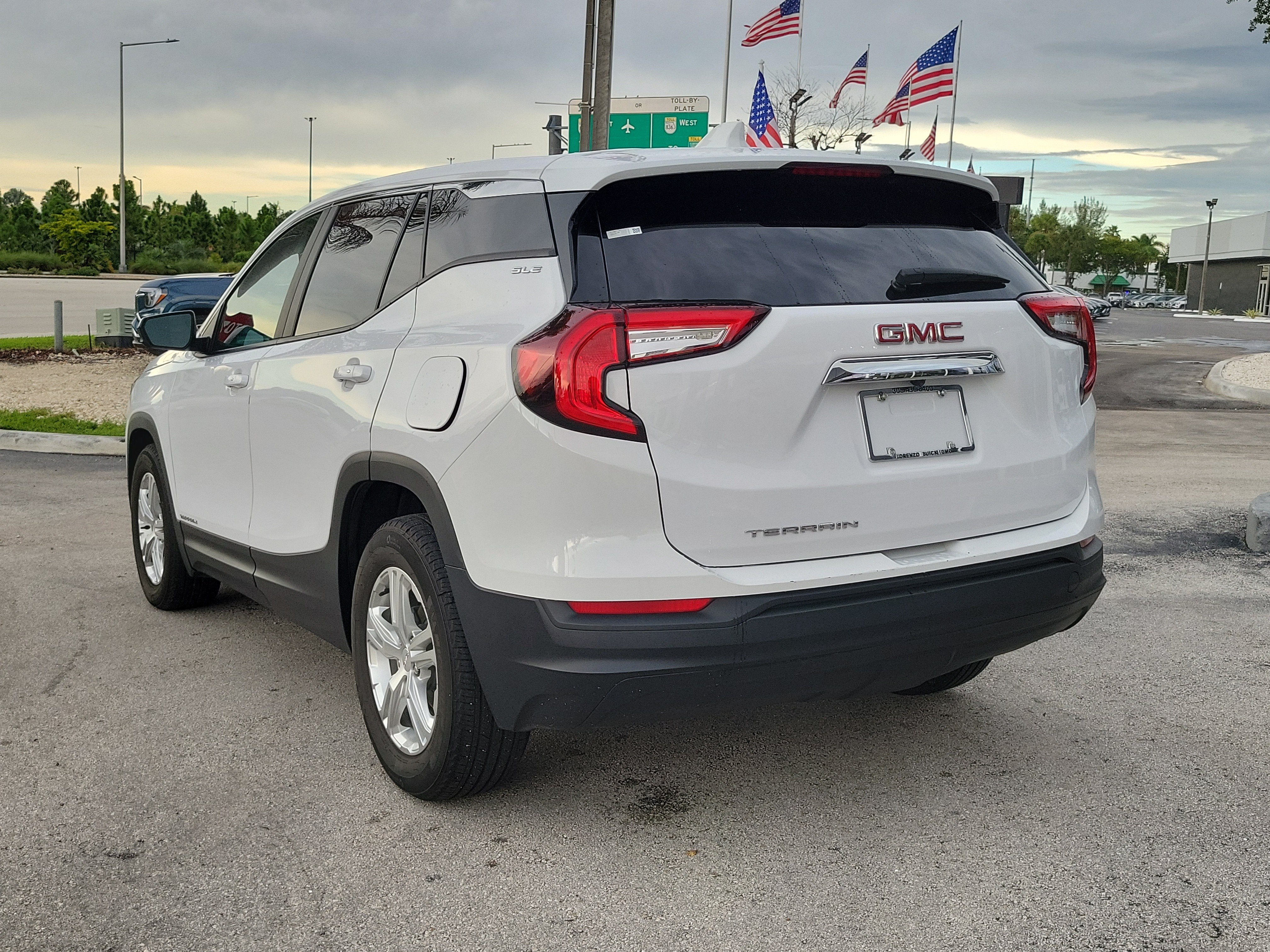 2024 GMC Terrain SLE