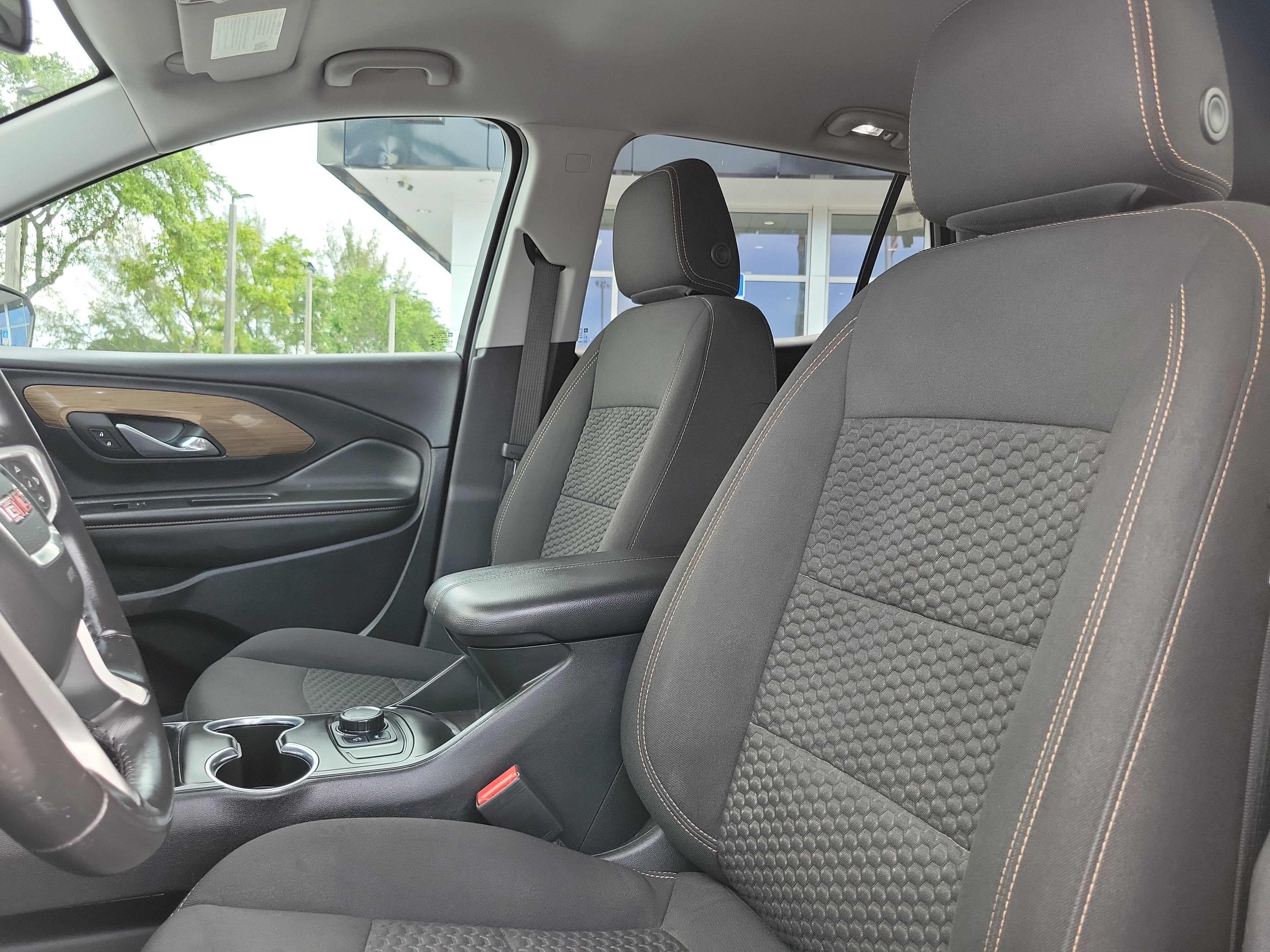 2021 GMC Terrain SLE