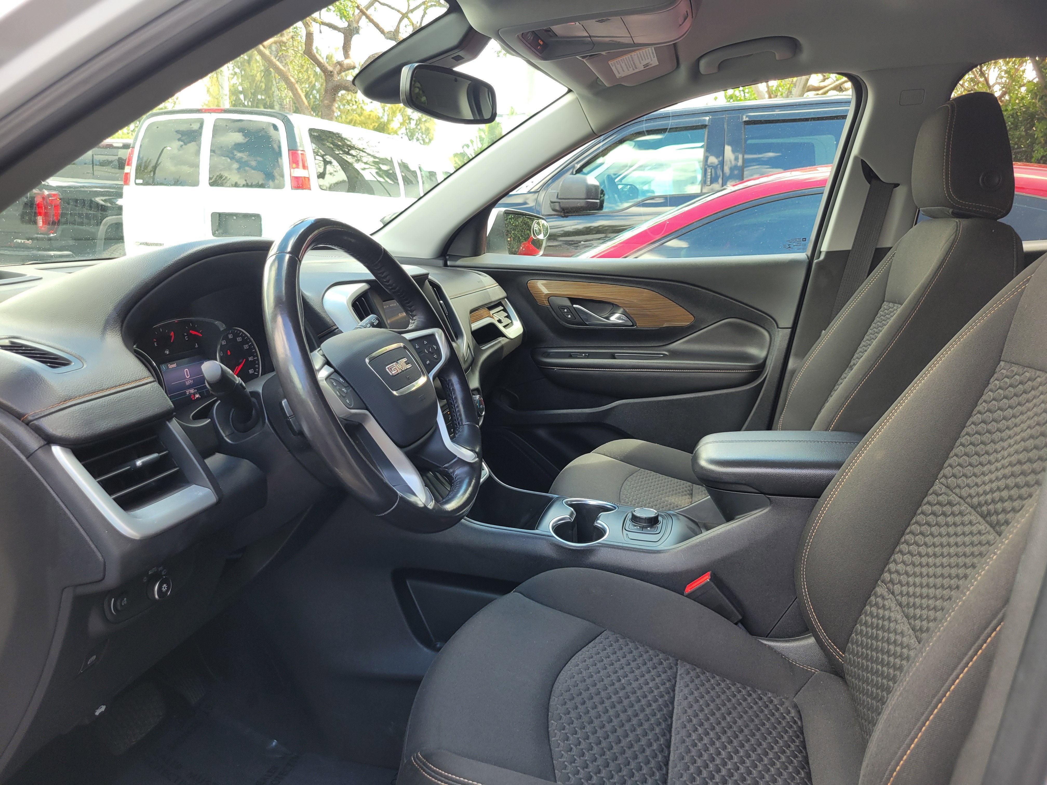 2020 GMC Terrain SLE