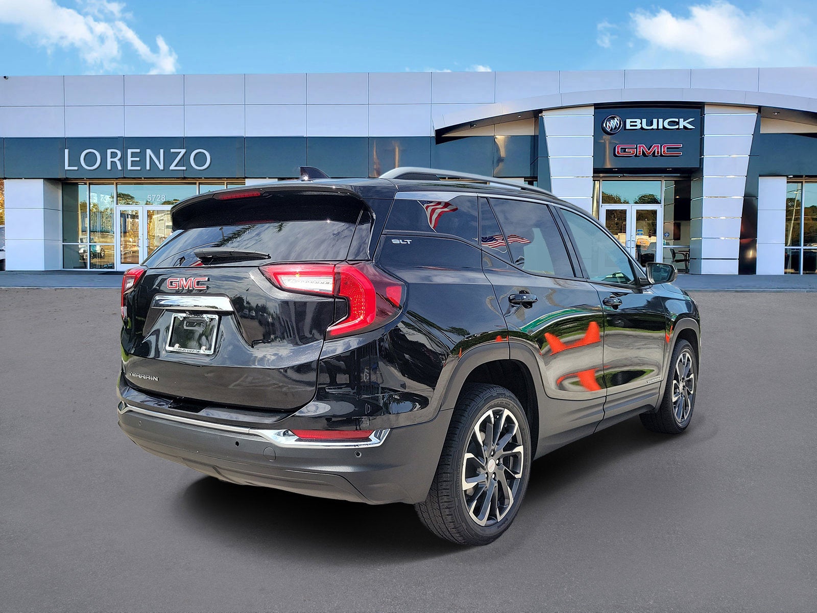 2023 GMC Terrain SLT