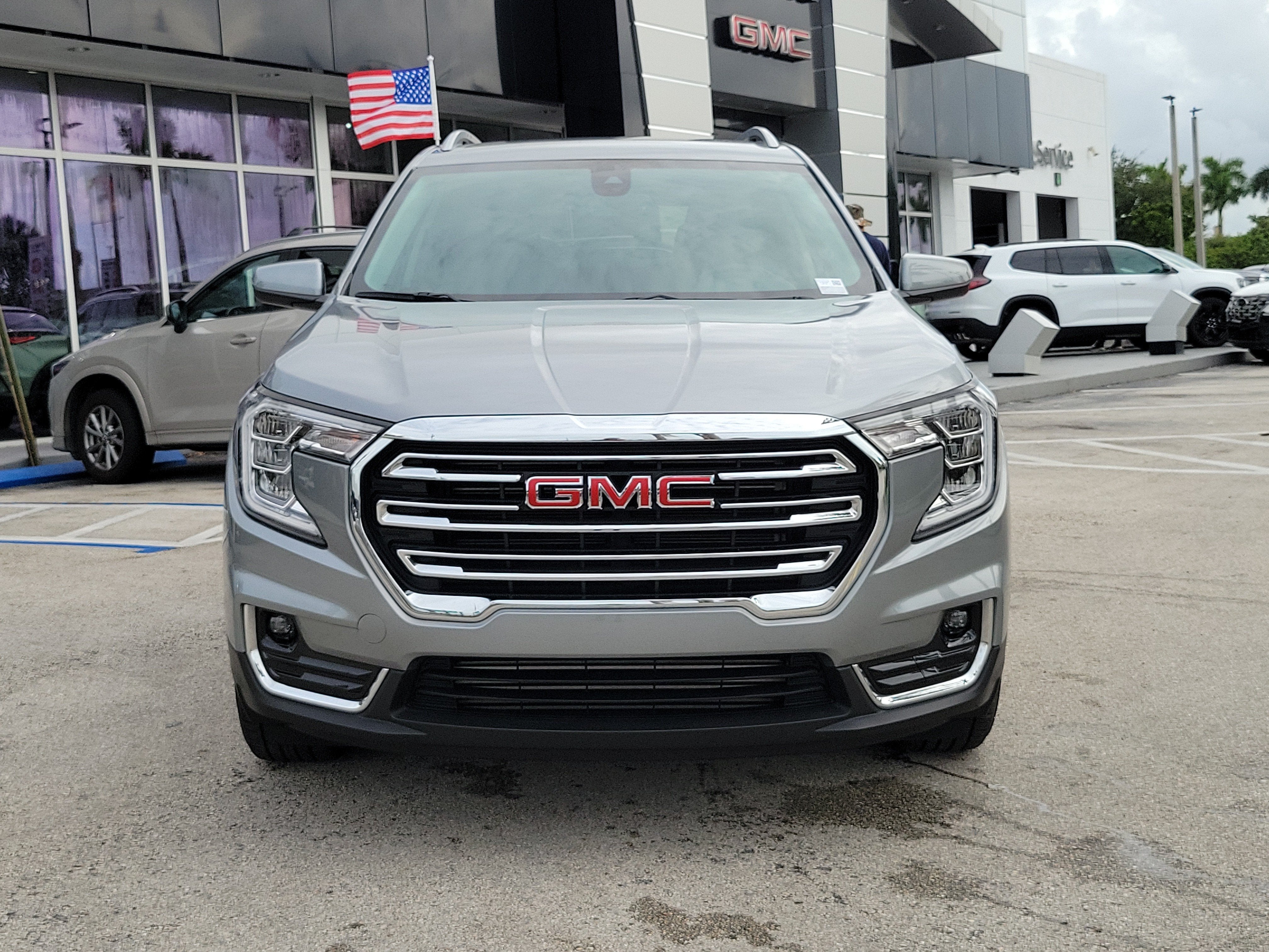 2024 GMC Terrain SLT