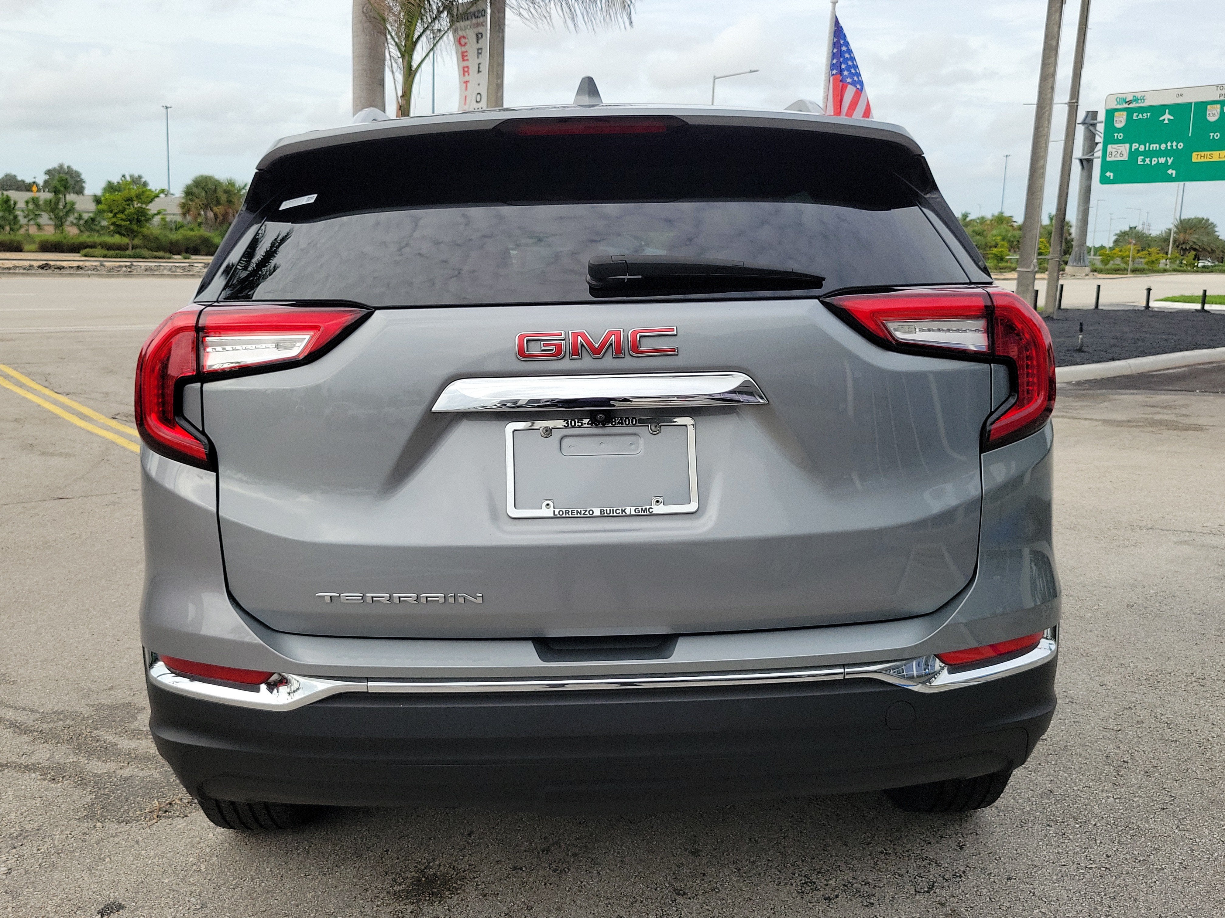 2024 GMC Terrain SLT