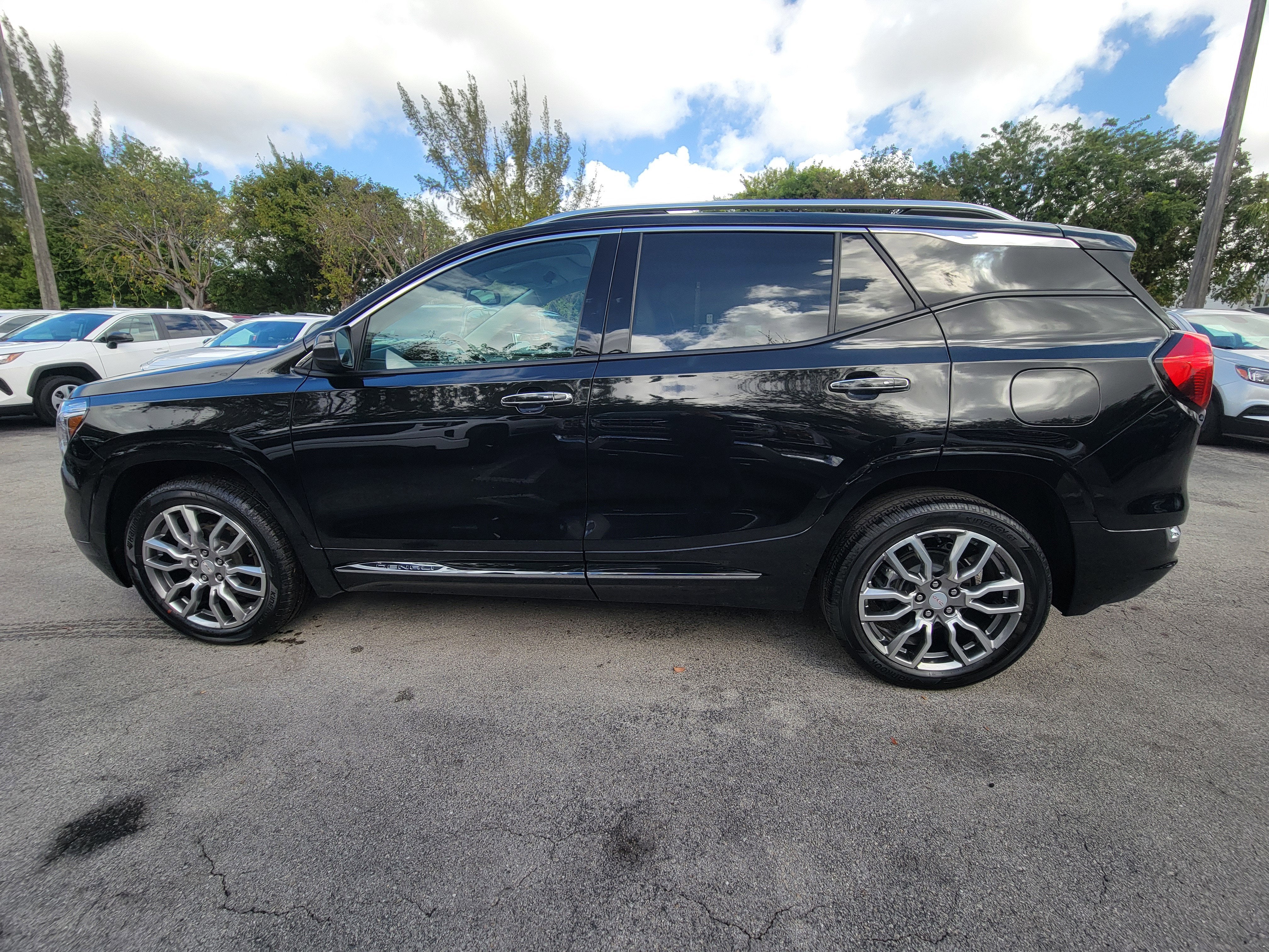 2023 GMC Terrain Denali