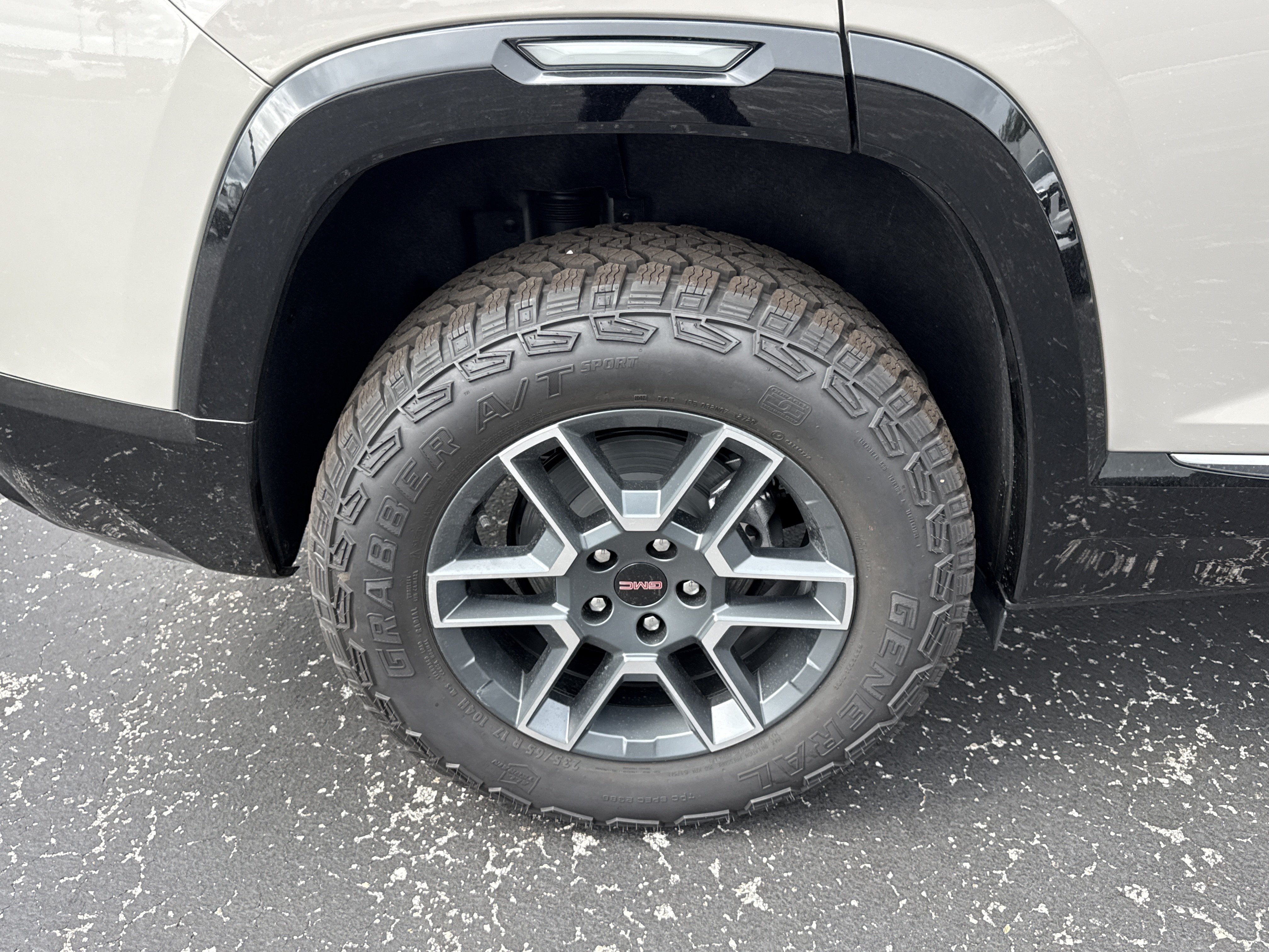 2027 GMC Terrain AT4