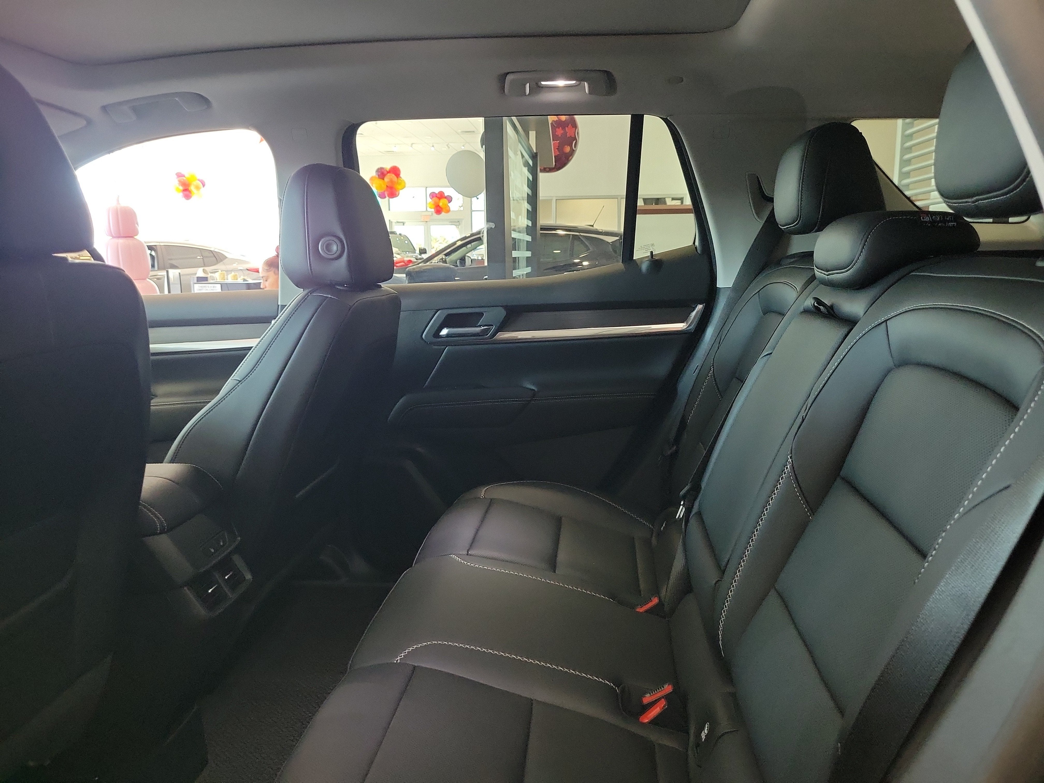 2027 GMC Terrain Denali - Photo 6
