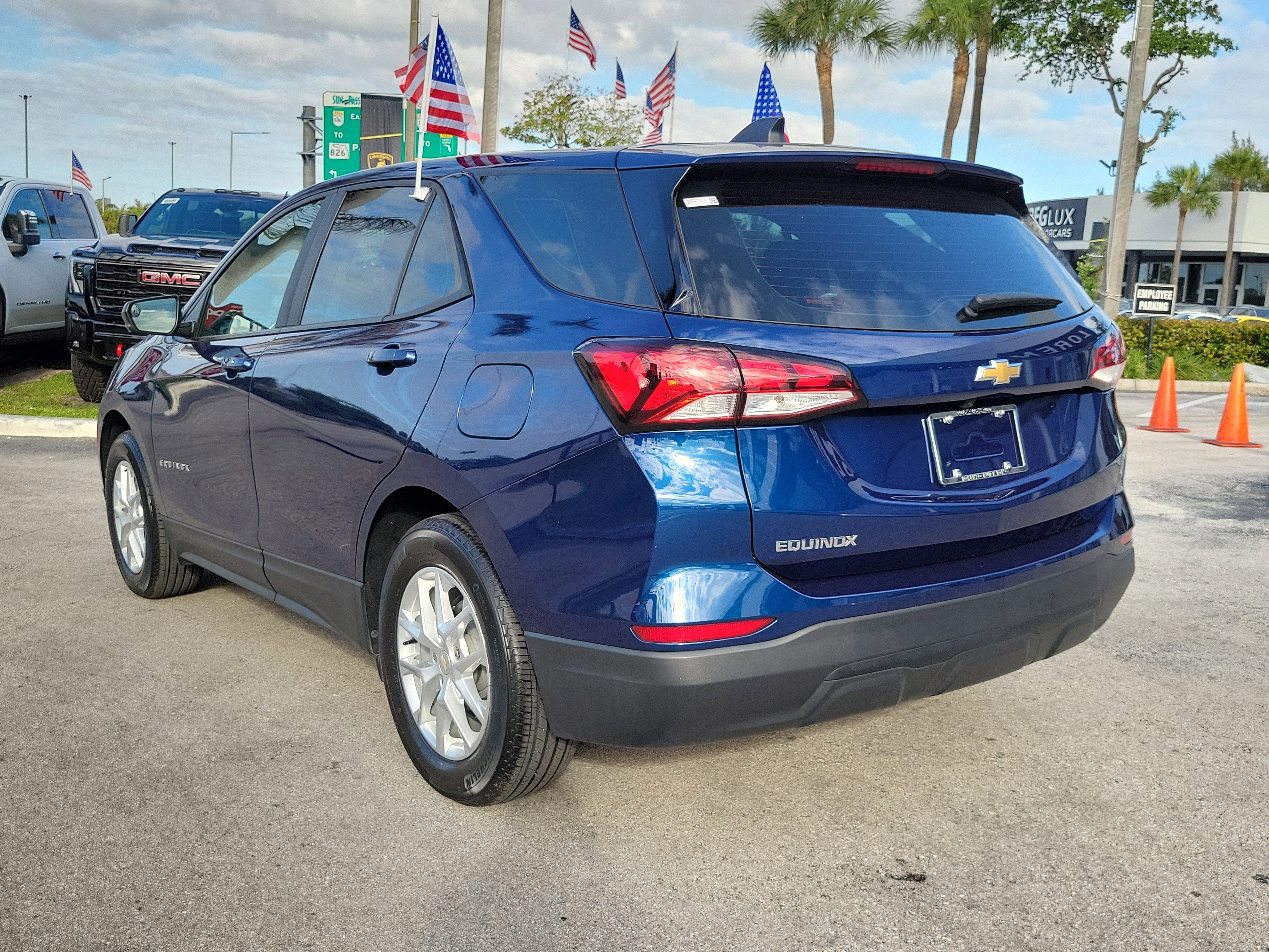 2023 Chevrolet Equinox LS
