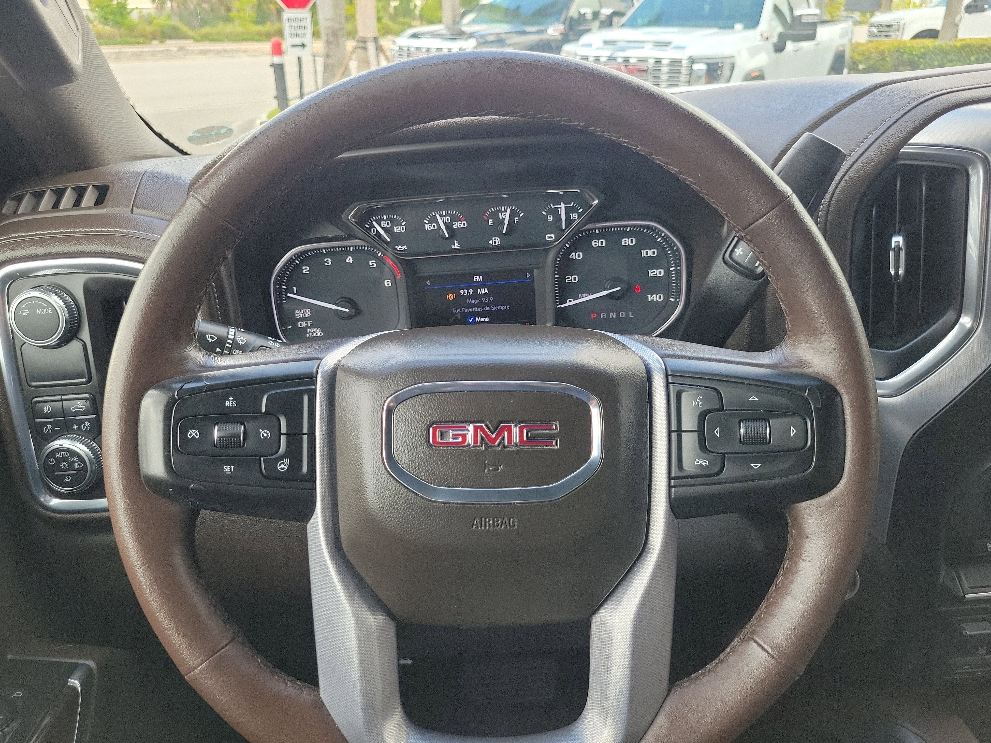 2021 GMC Sierra 1500 SLT