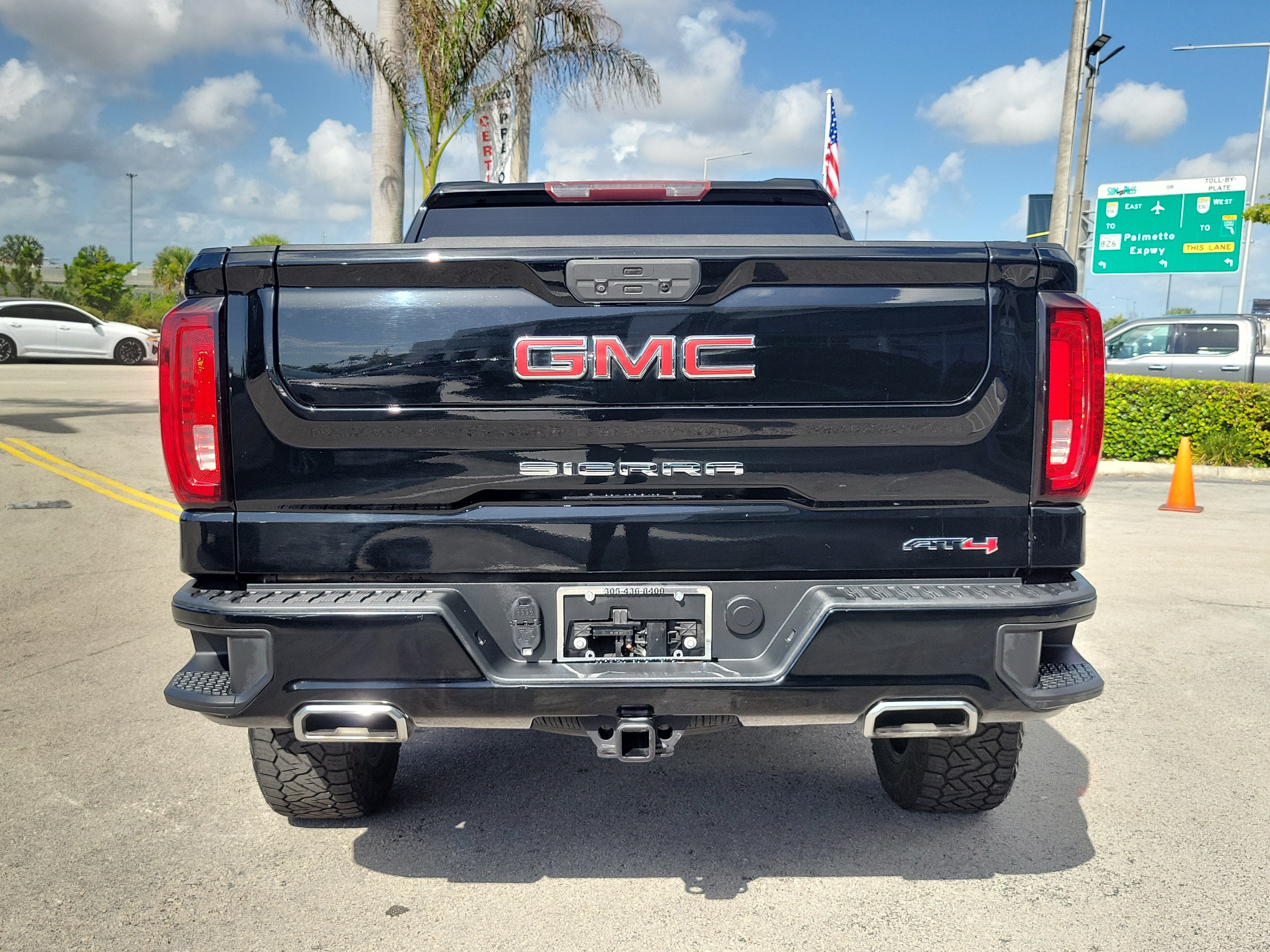 2021 GMC Sierra 1500 AT4
