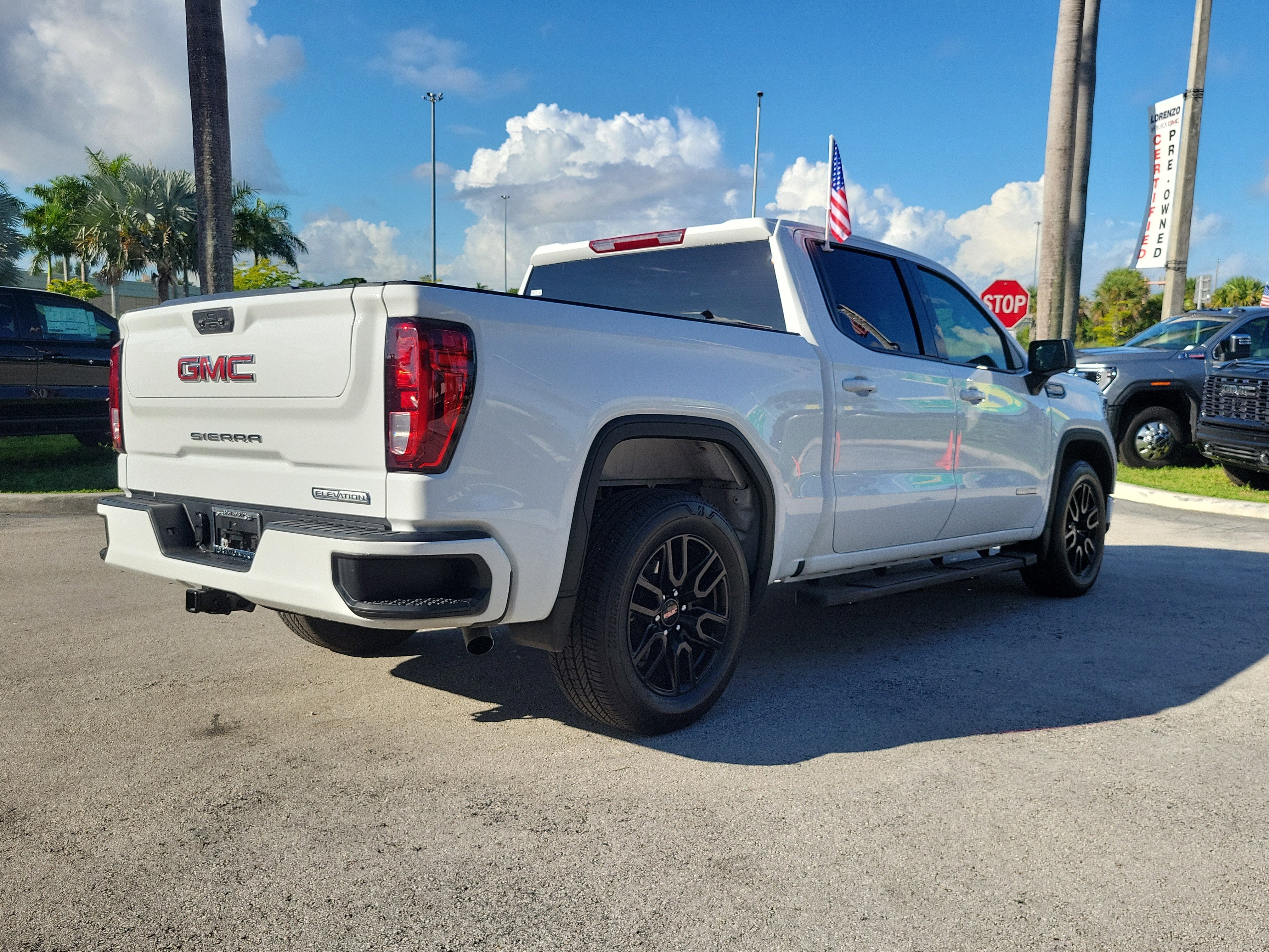 2024 GMC Sierra 1500 Elevation