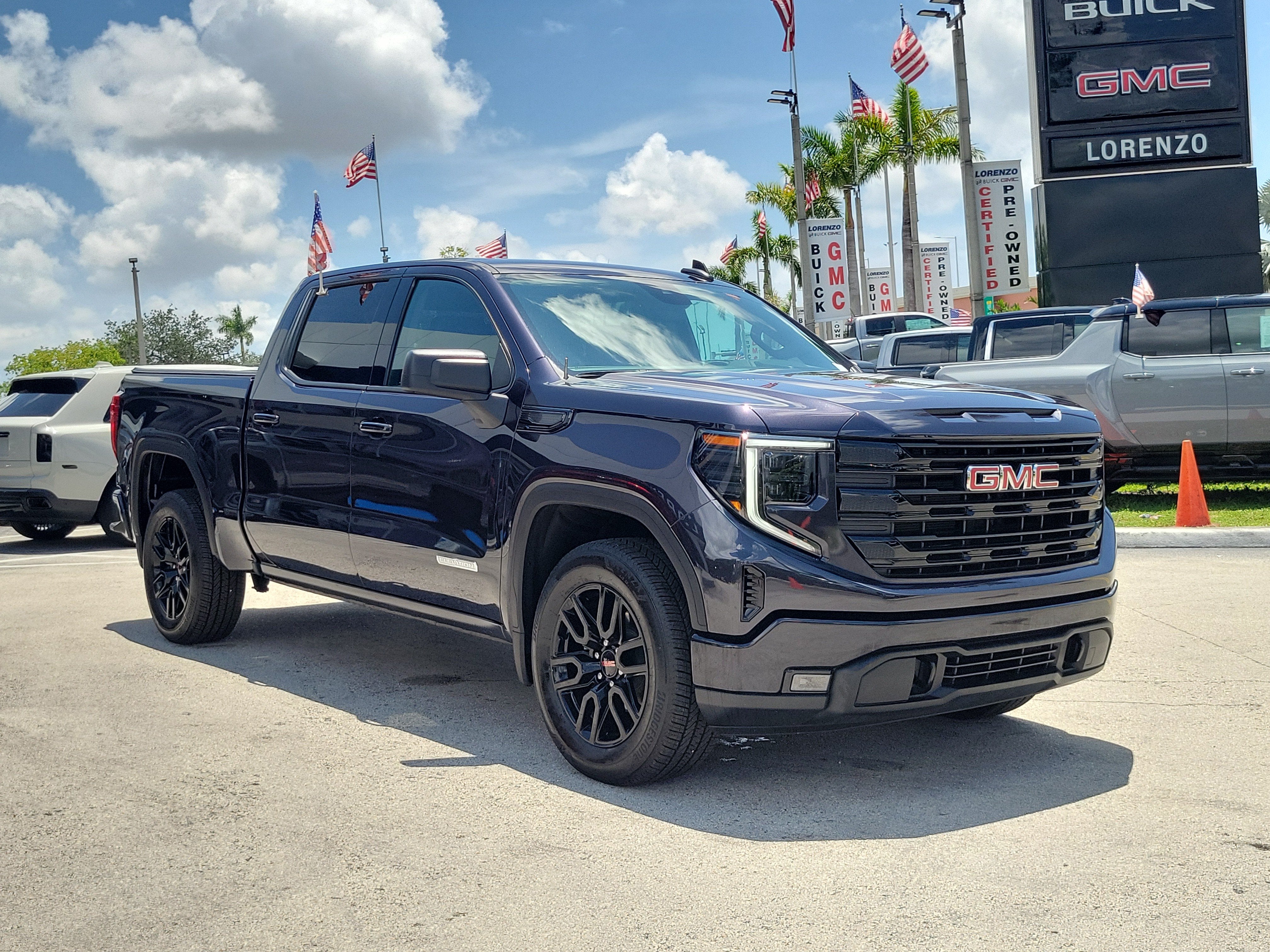2024 GMC Sierra 1500 Elevation
